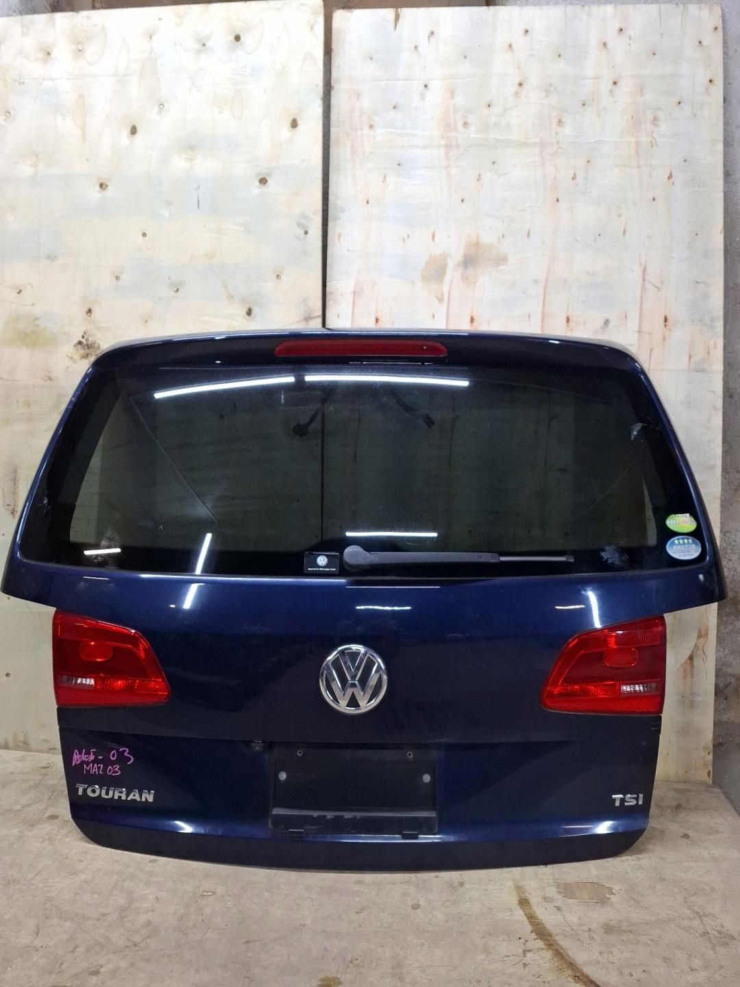 rear trunk door boot Volkswagen Touran 2nd facelift 2011
