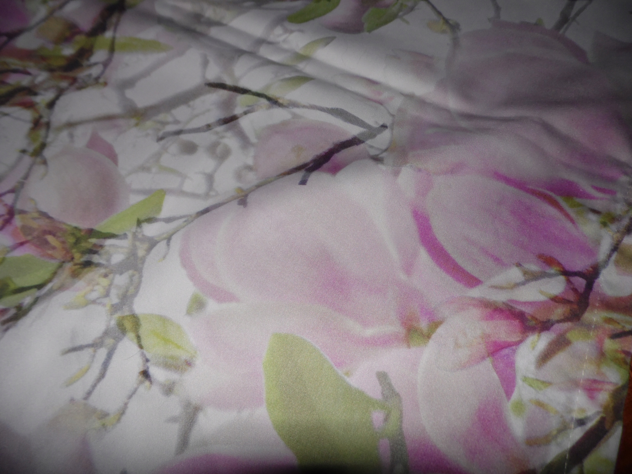 Długi bieżnik z magnolia