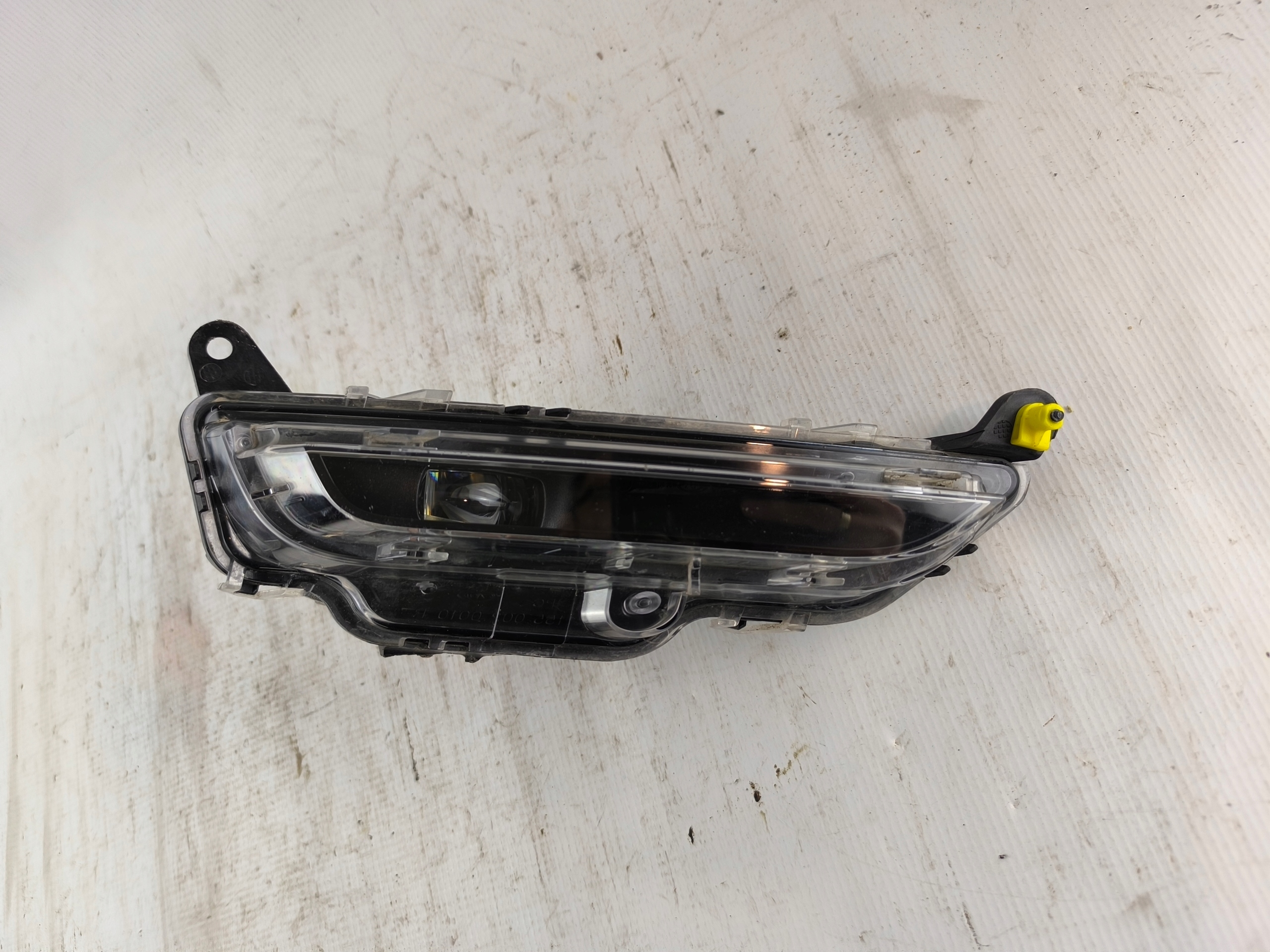 ГАЛОГЕН передняя правая LAND Range Rover Evoque led K8D215200BB