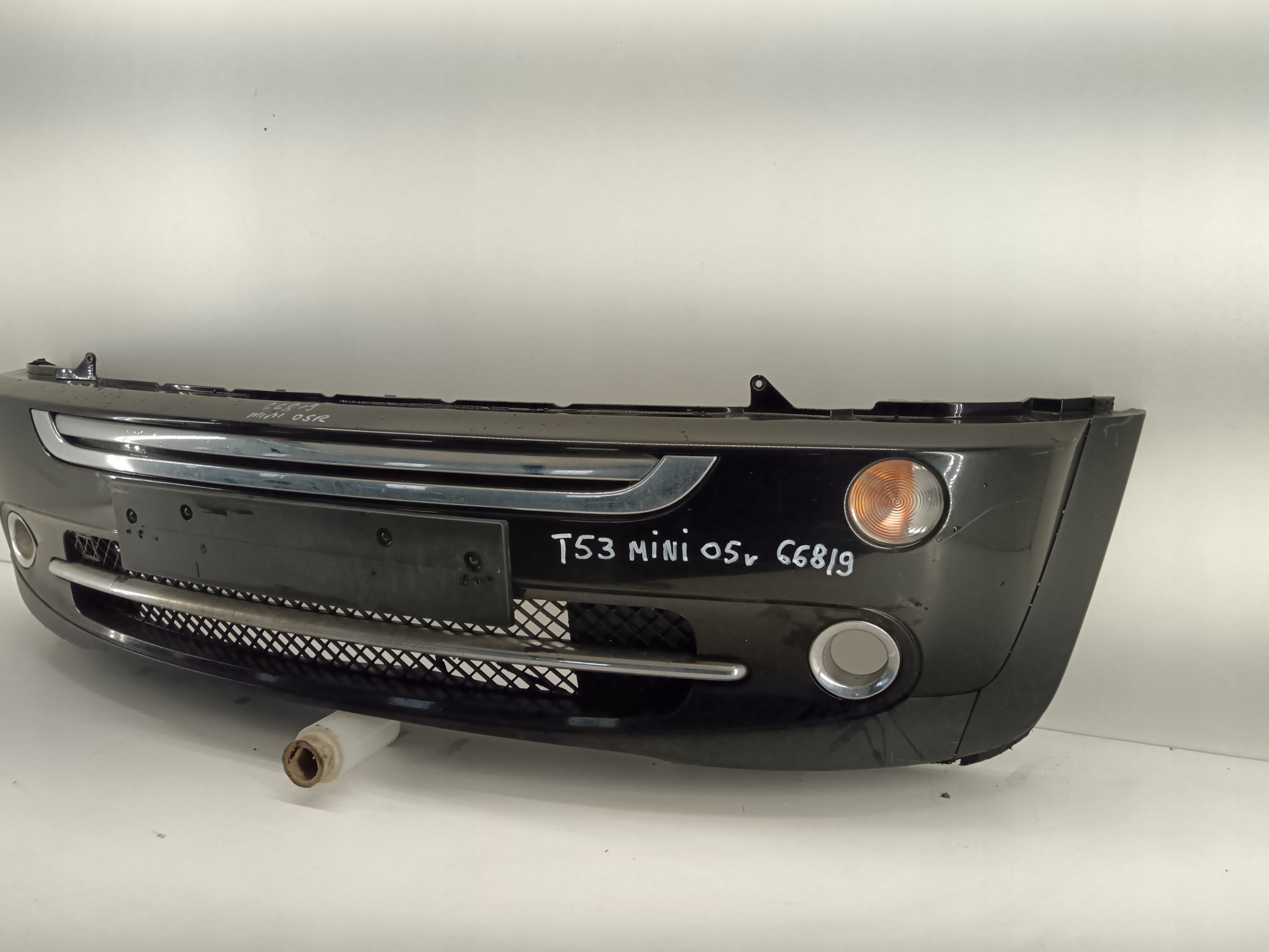 бампер передний MINI COOPER R50 РЕСТАЙЛИНГ 04-06 668/9