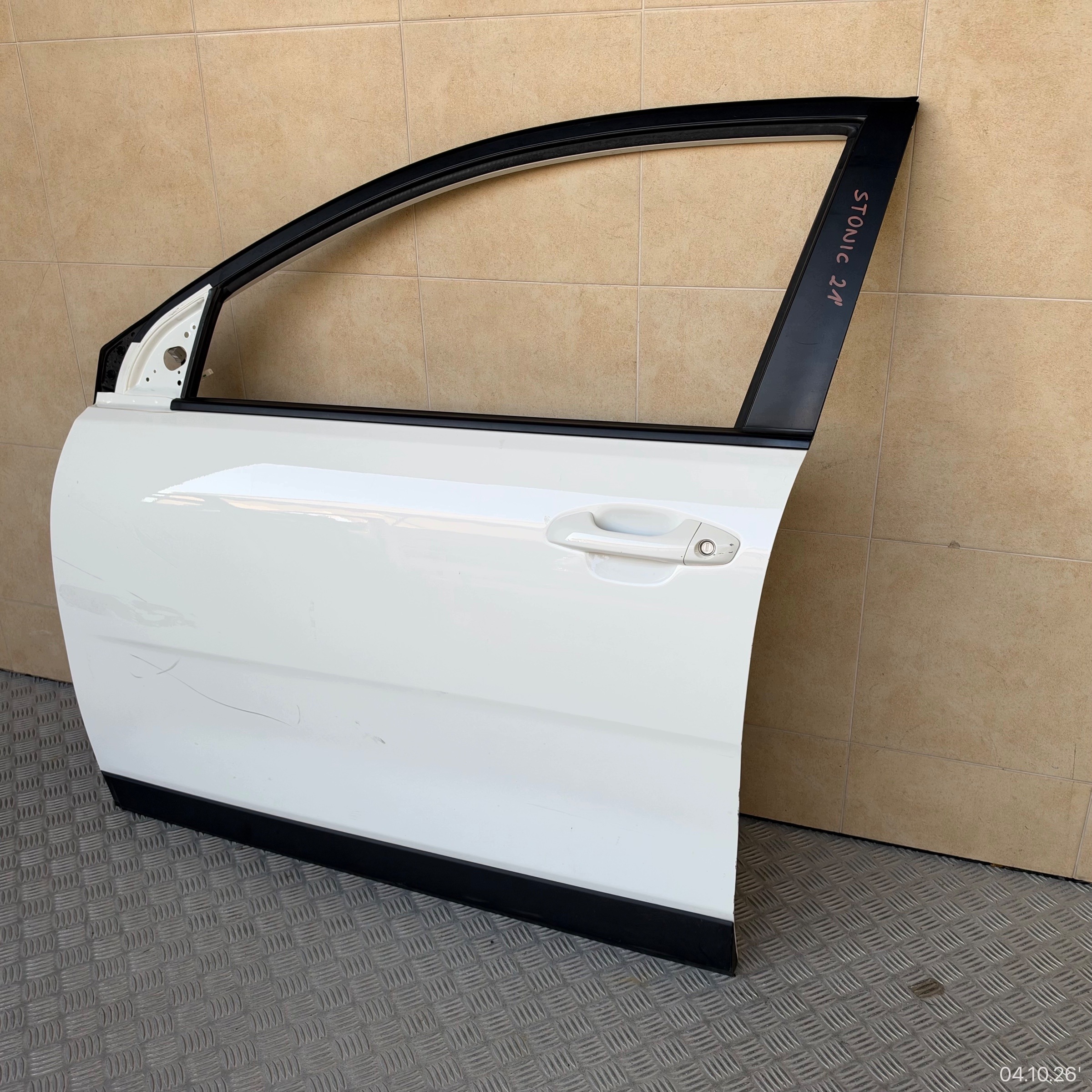 door complete front left KIA STONIC 2021 year