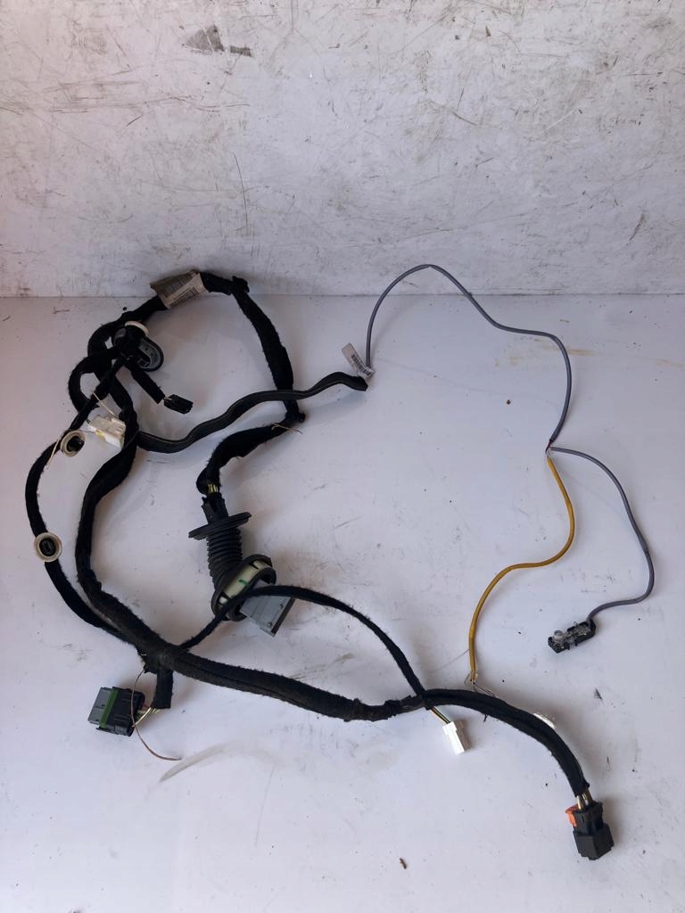 bundle door right rear part C4 GRAND PICASSO II LED