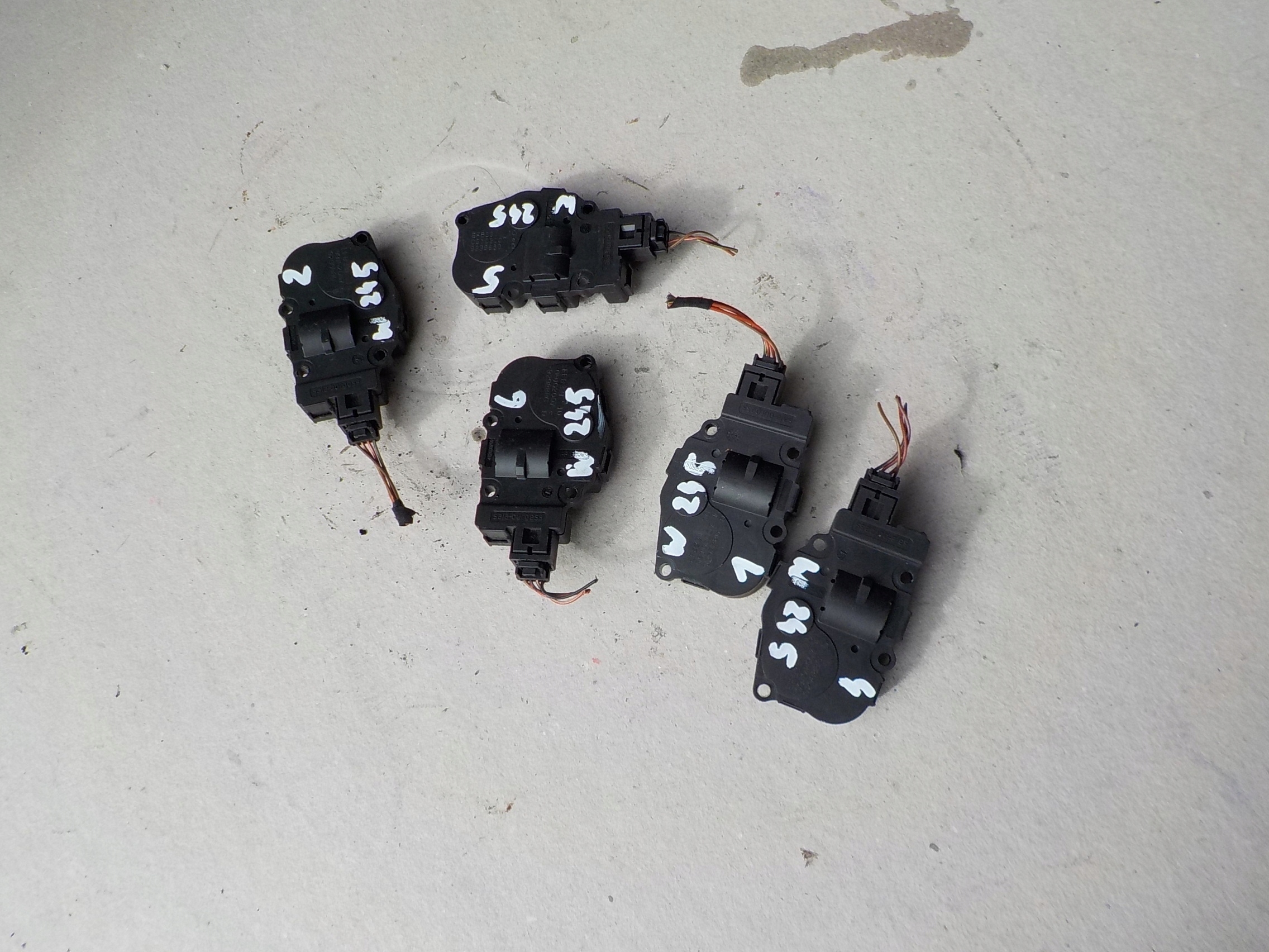 Micro moteur Bloc de chauffage complet mercedes w245 EFB331