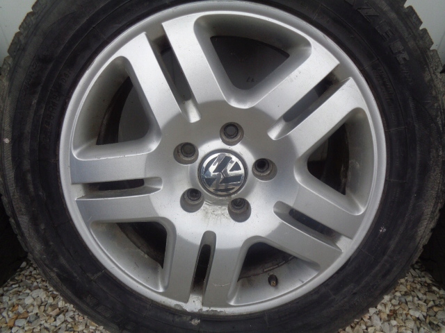 VW TOUAREG KOŁA FELGI ALUMINIOWE KOMPLET 18" Profil opony 55