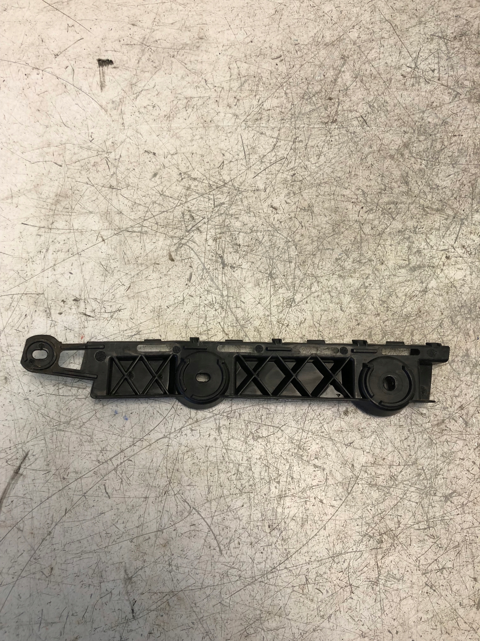 bumper bracket right rear part SKODA KODIAQ 565807394