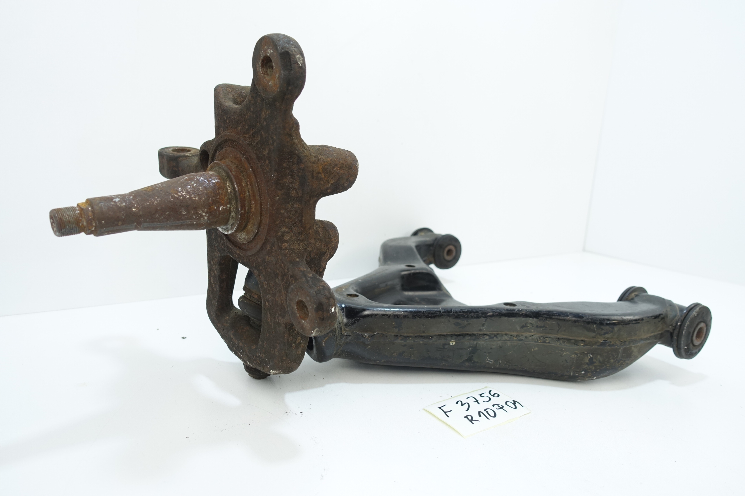 MERCEDES SPRINTER W901 1995- arm swing front 9013320301