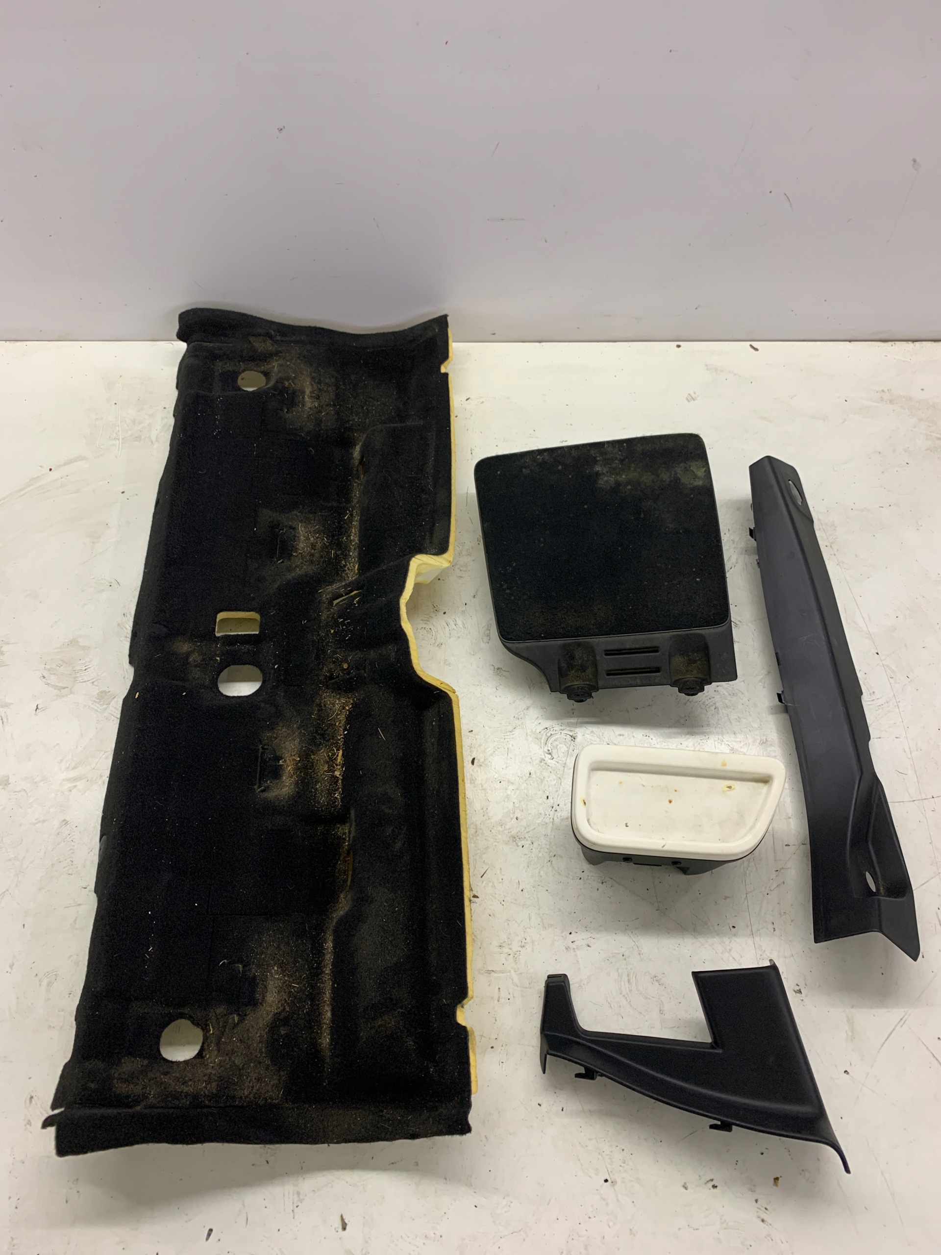 seats side inner the centre RENAULT TWINGO III (2014-2018)