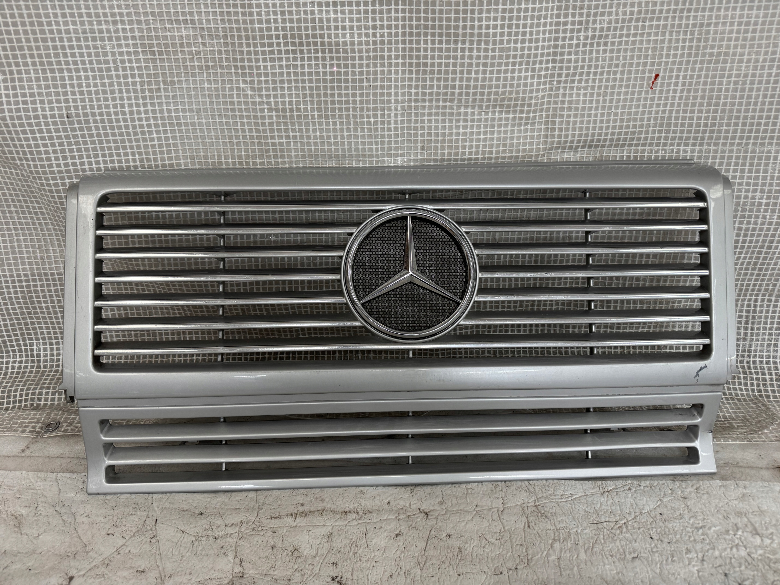 Mercedes-Benz G-Klasse W463 Kühlergrill FRONTGRILL Kühlergitter A4638880015 - Thumbnail 1