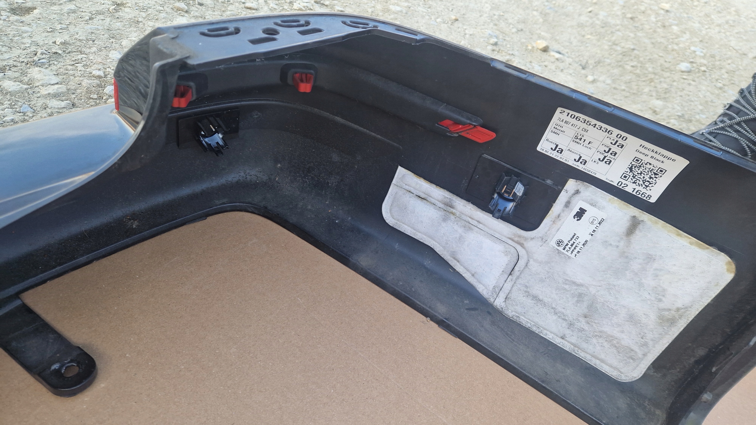 bumper VW T6.1 MULTIVAN 2019- W colour LC9X PDCX6 as new