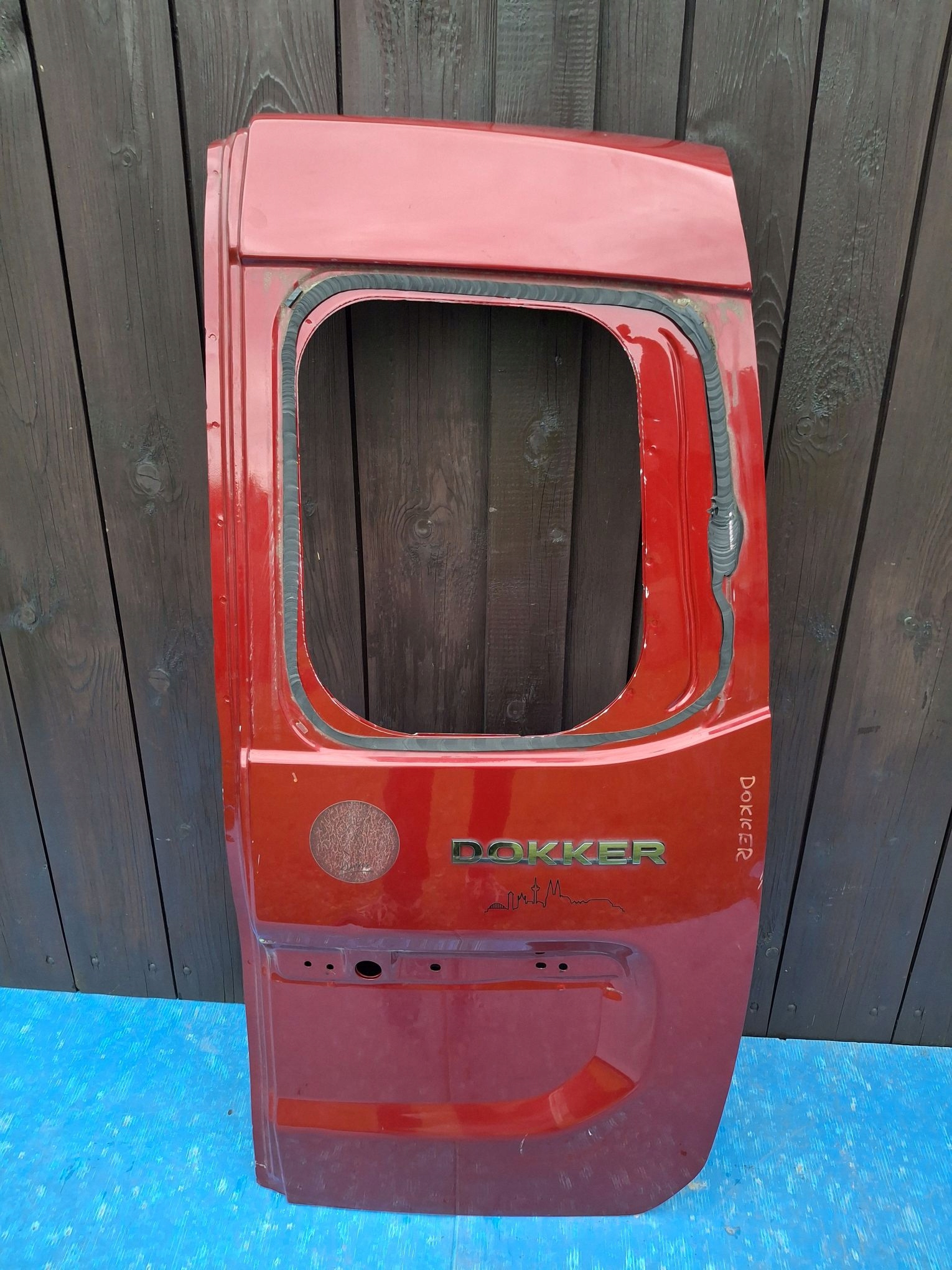 door right rear. SKRZYDLO DACIA DOKKER 2012R->