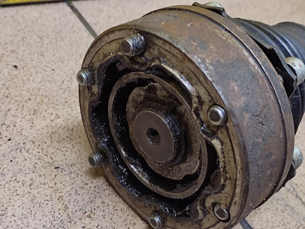VW GOLF IV semi-axis left front 1J0407271EM