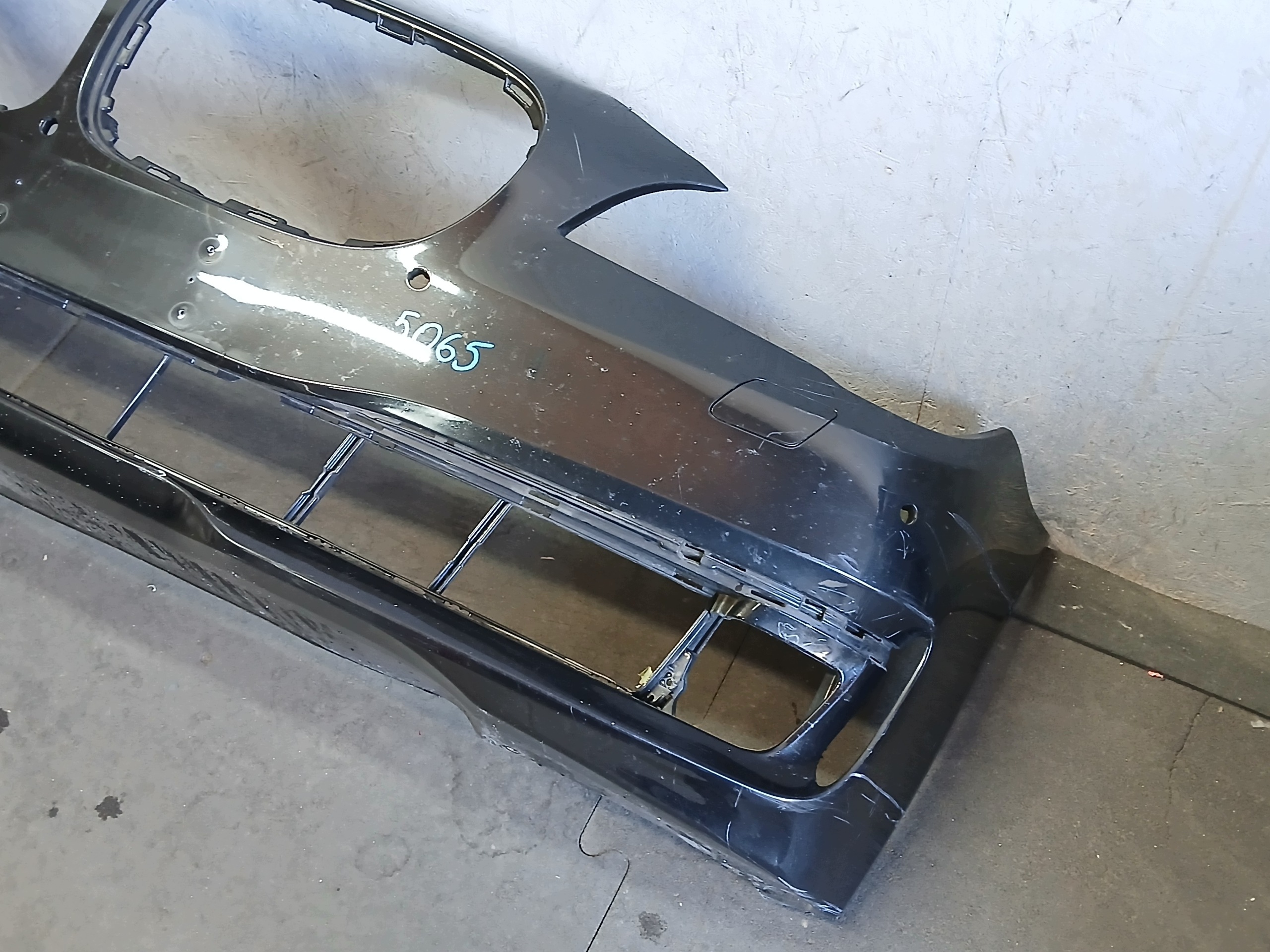 bumper front BMW 7 VII F01 F02 LIFT