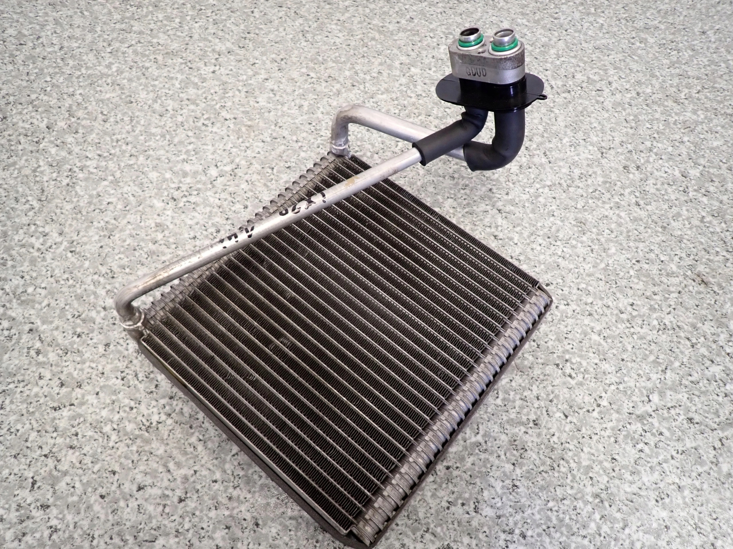 HYUNDAI IX20 09- PAROWNIK KLIMATYZACJI Typ samochodu Samochody osobowe