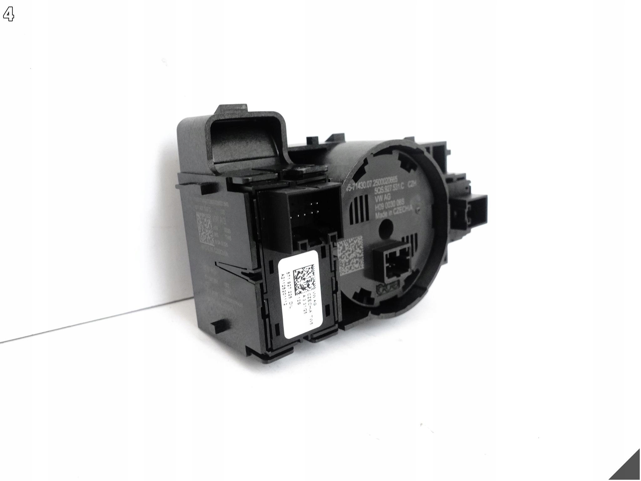 VW TIGUAN CT1 III 571 24- control panel switch EPB START STOP DIL