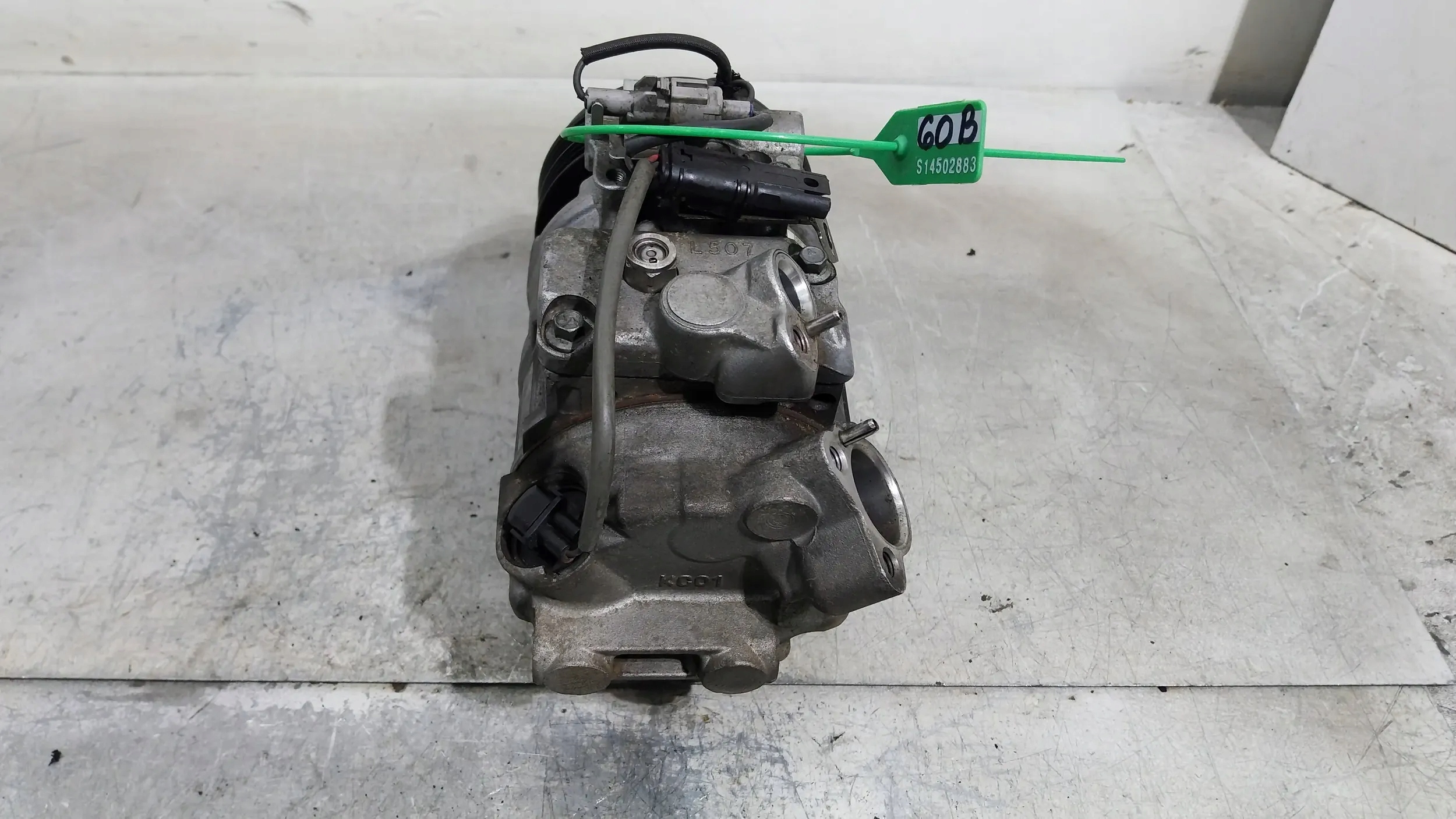 kompresor klimatizacije 447260-1852 BMW E90 E91 E92 E93 E87 E84 2.0D N47
