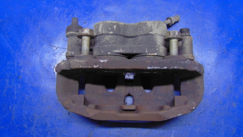 caliper brake left front 48/28 MERCEDES SPRINTER W90718-25R