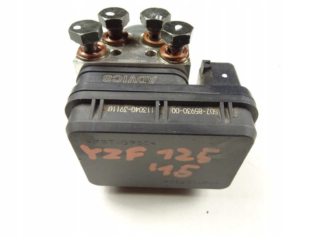 YAMAHA YZF R 125 НАСОС ABS 5D7-85930-00 RE11 ' 15