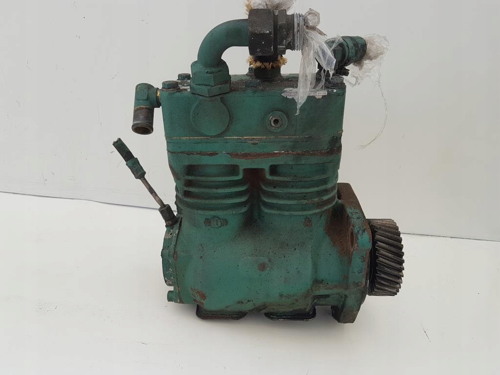 Компрессор Компрессор автобус VOLVO B7R-C4 1613632