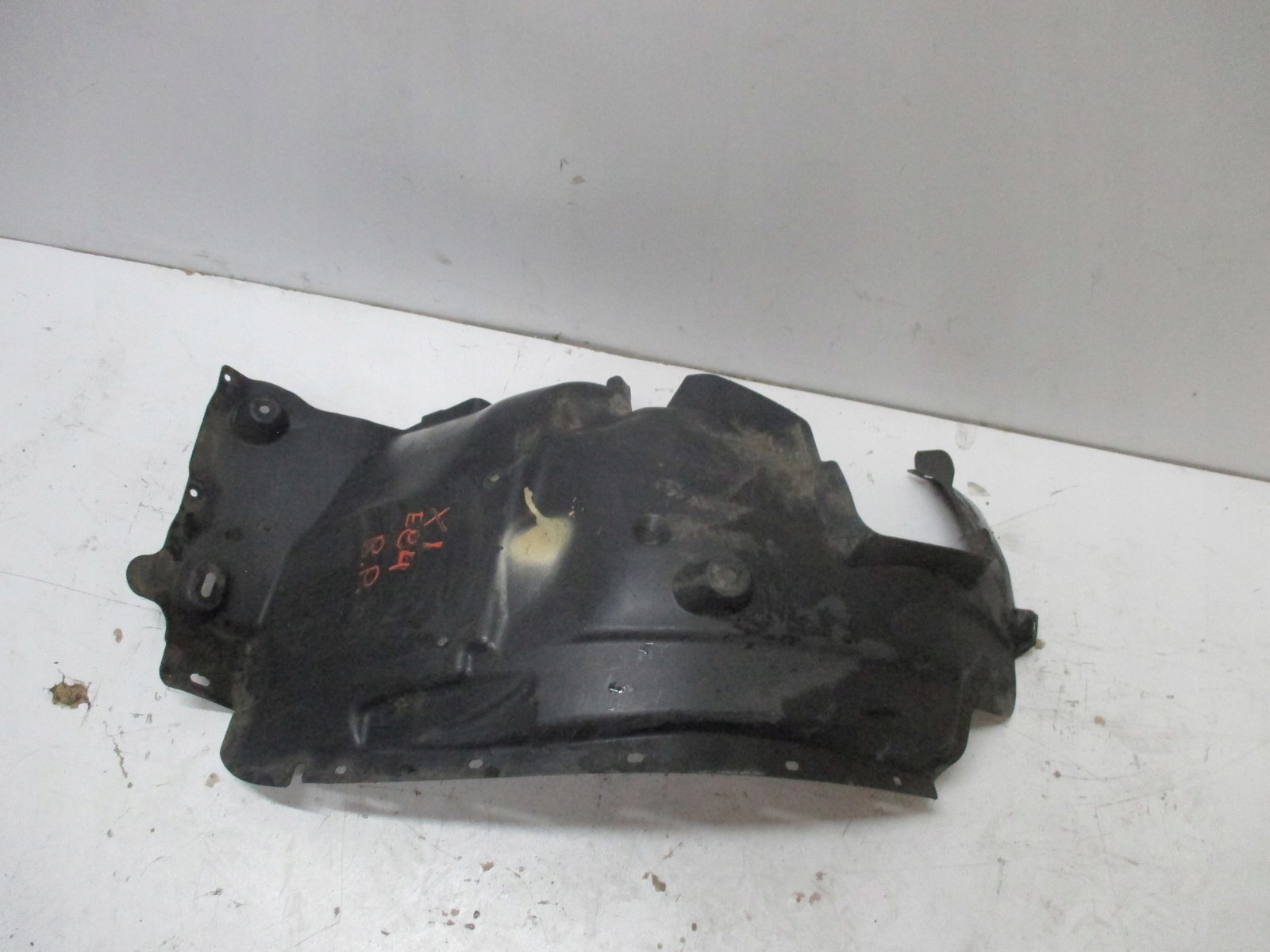 mudguard right BMW X1 E84 2990090 front front