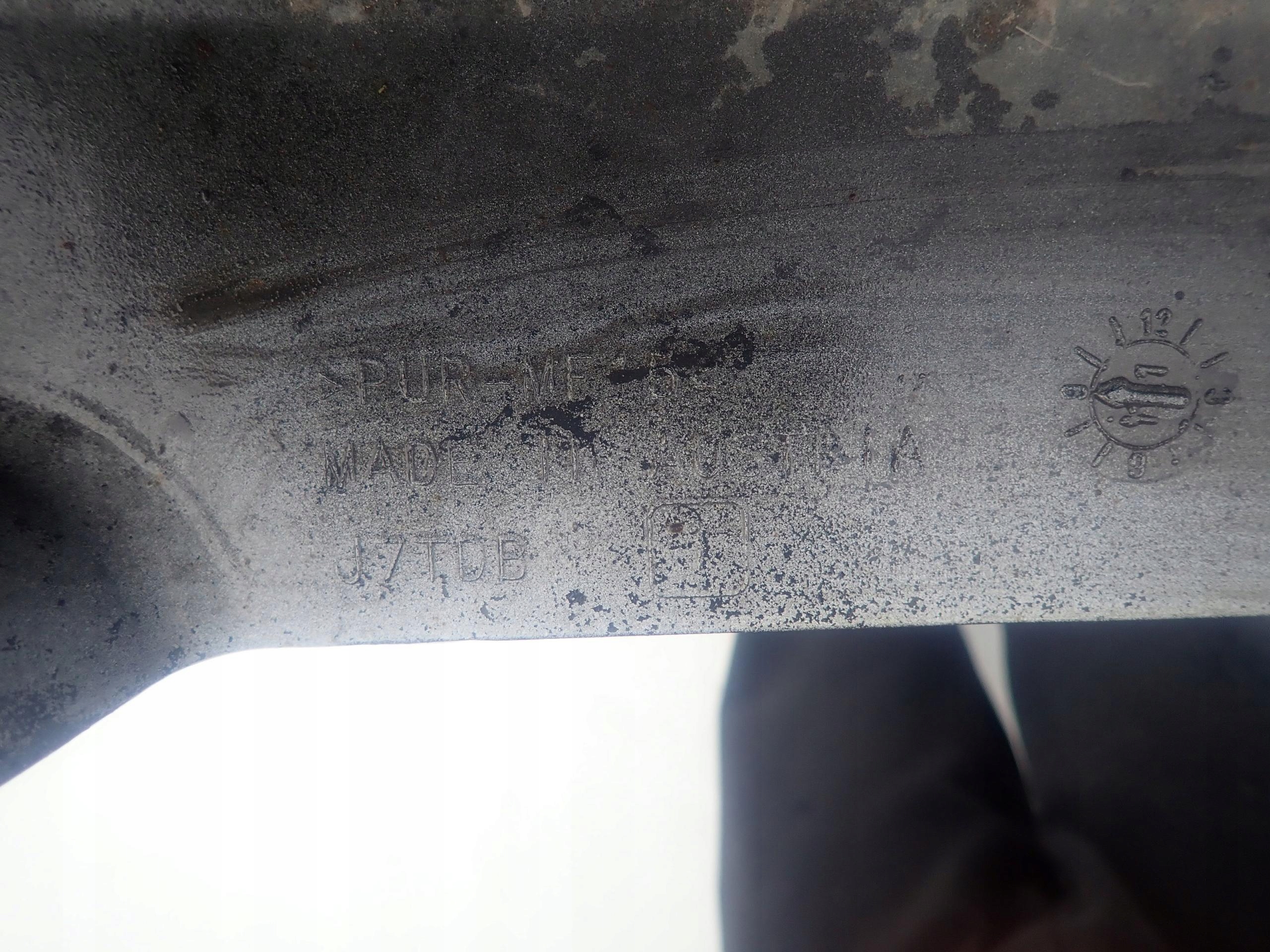 FORD FIESTA VII MK7 ST 08- threshold right moulding right