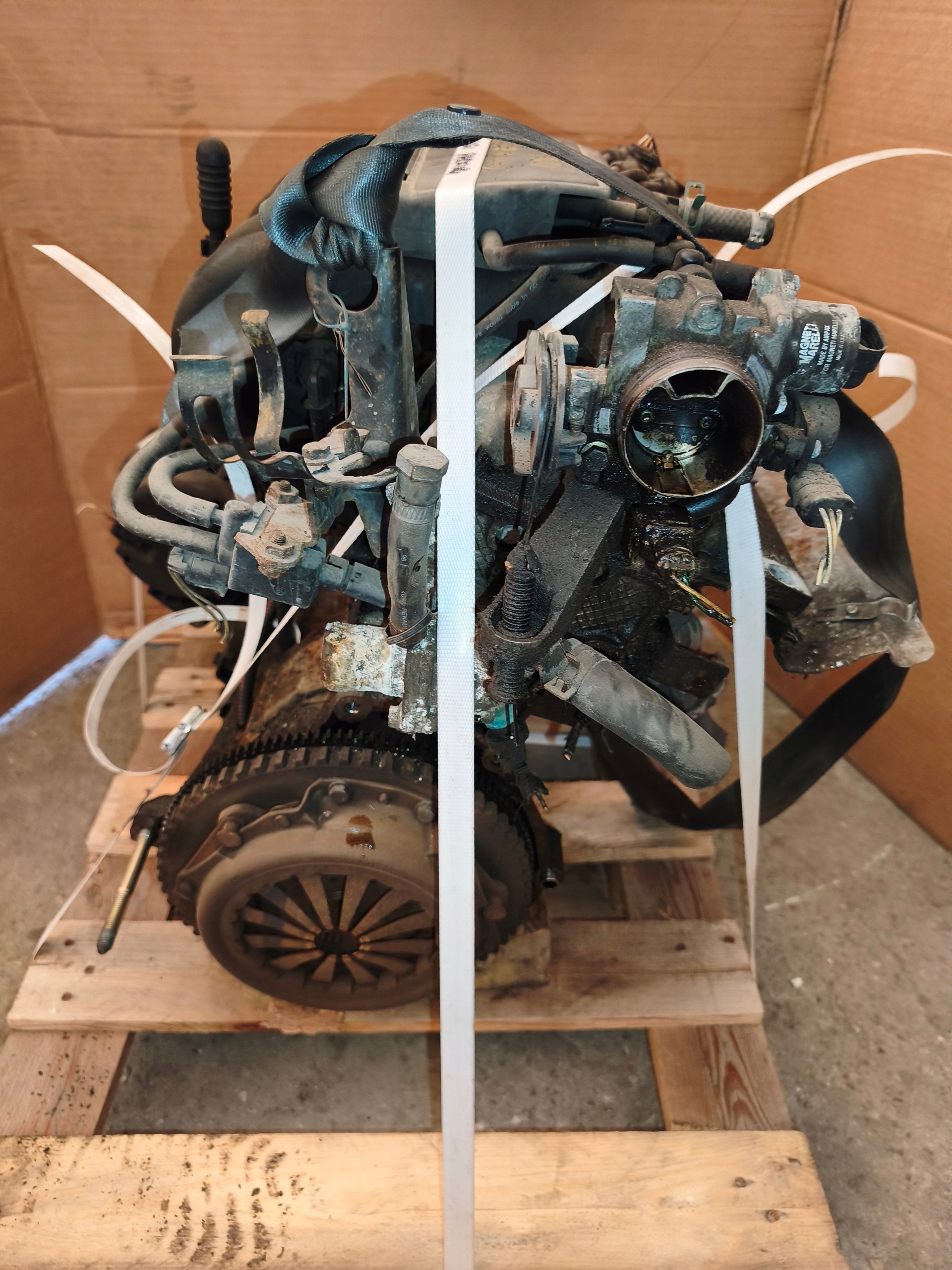 engine 1.2 D7F720 complete RENAULT KANGOO CLIO II DACIA DO MONTAZU