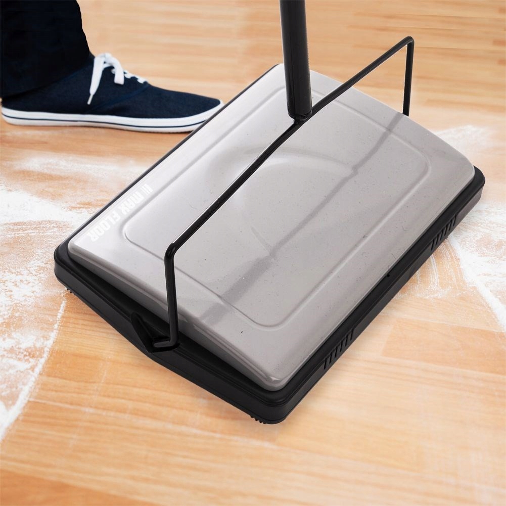 Levně % Vysavač mechanický Kaška ruční Quick Floor /Orion