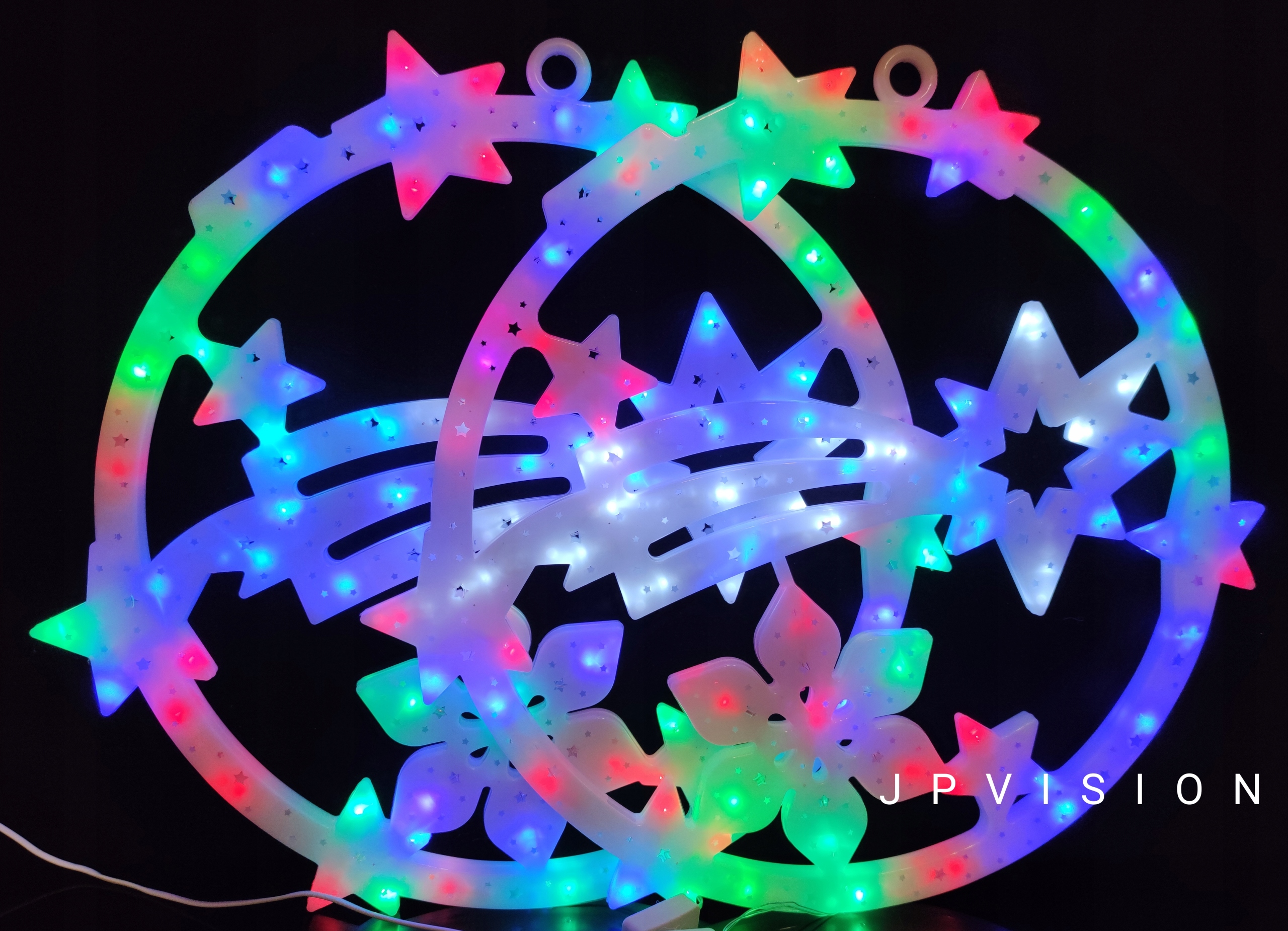 WITRAŻ KOMETA OZDOBA LAMPKI LED WIELOKOLOROWA Z BIAŁO NIEBIESKĄ KOMETĄ Kod producenta 100