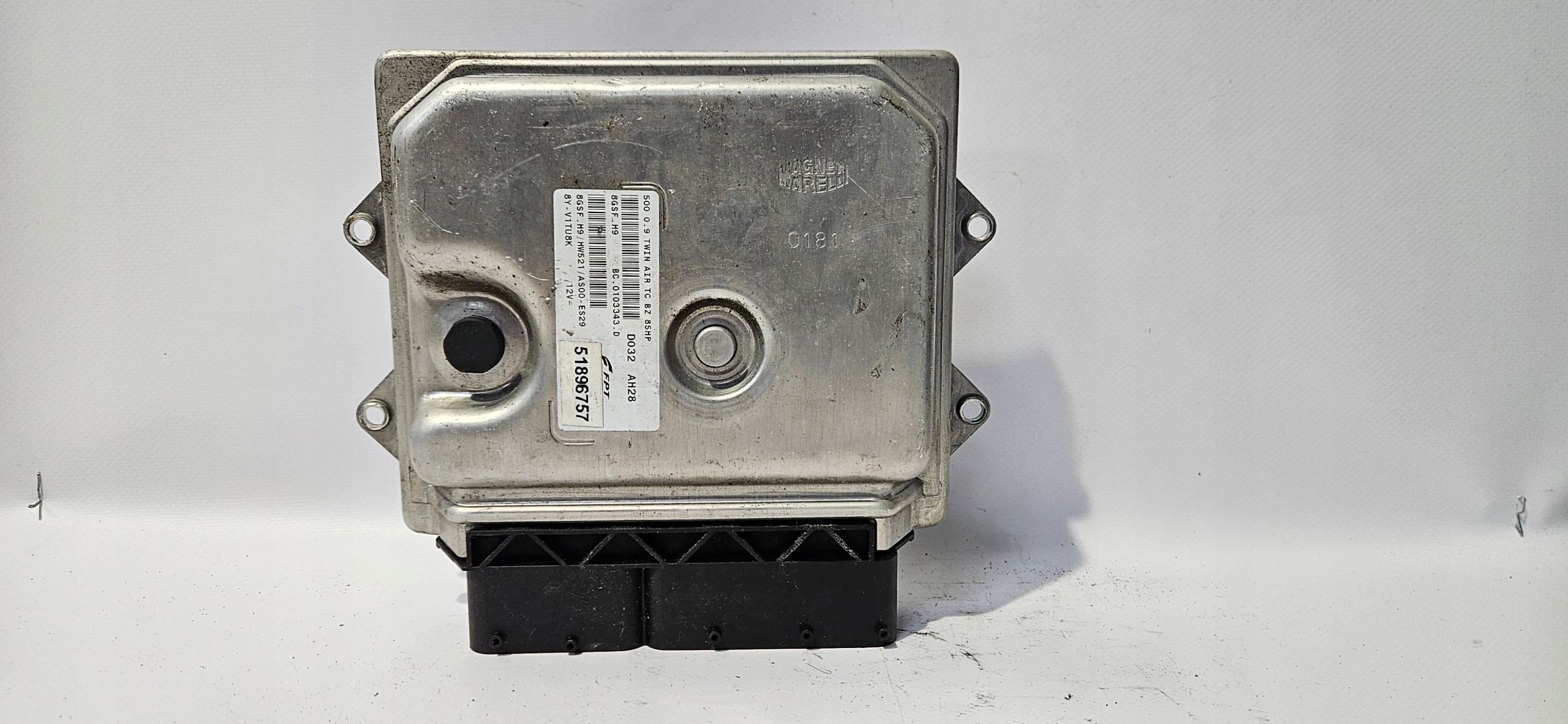 computer Motore ECU FIAT 500 0.9 51896757