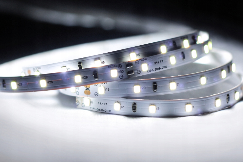 HQS-6W-60LED-W-24V-50m: Profesionálna Led páska 6W/m, 24V, 60LED 2835 biela