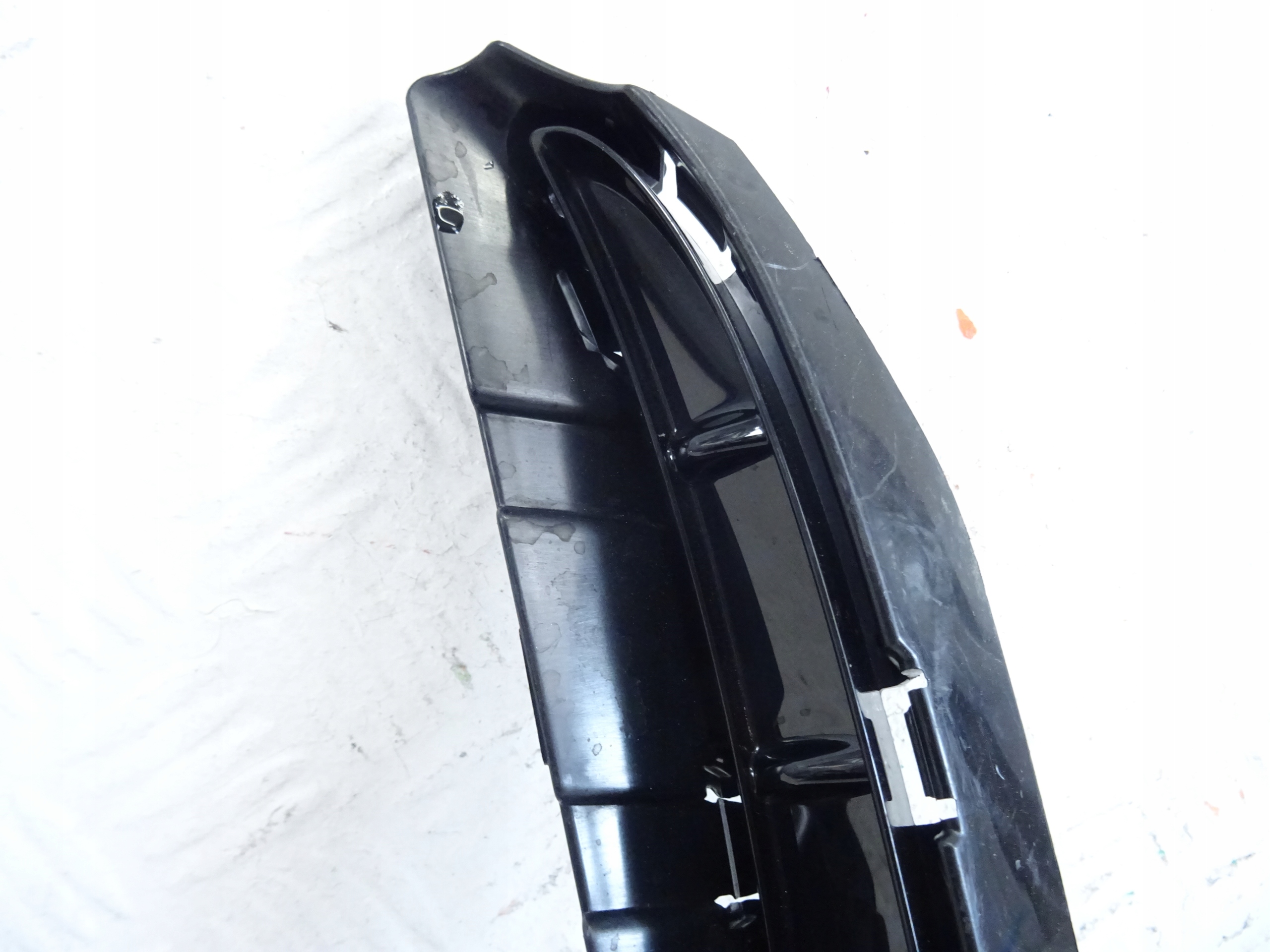 grid of a bumper front front left MG HS II 11407744