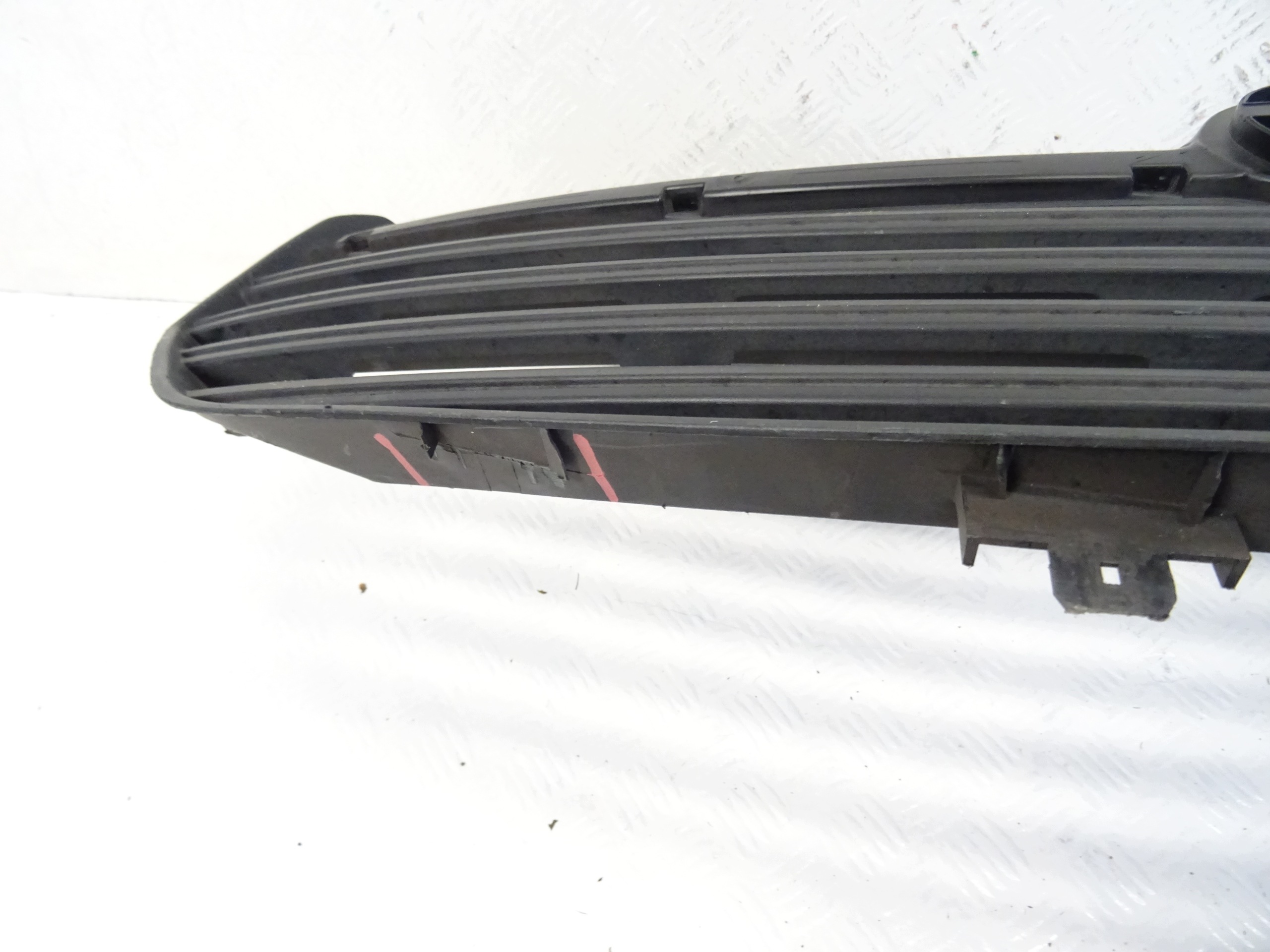 grill grille front front OPEL VIVARO B 623104066R