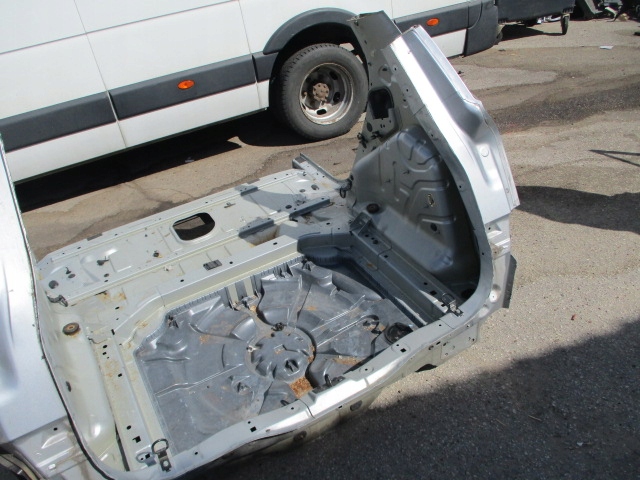 C4 PICASSO II 2 PAS TYLNY TYLNI PODŁOGA BAGAŻNIKA Typ samochodu Samochody osobowe