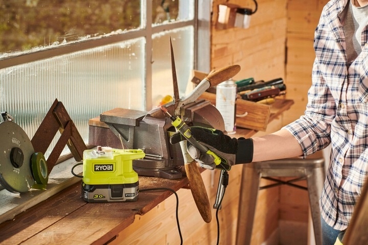 GRAWERKA MINISZLIFIERKA SZLIFIERKA TYPU DREMEL TRZPIENIOWA 18V RYOBI RRT18 EAN (GTIN) 4892210189653