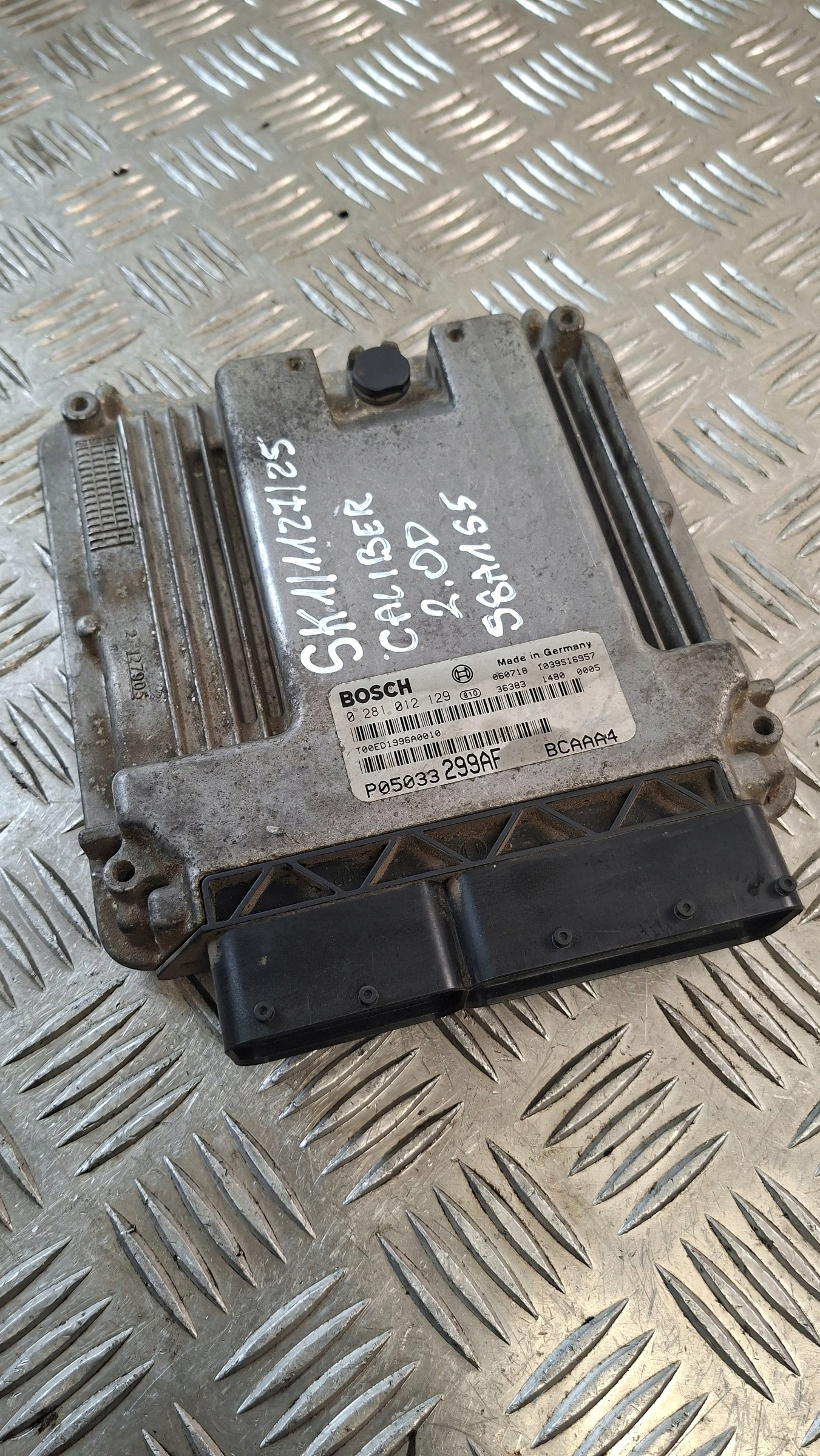 control unit of the engine DODGE CALIBER 2.0B