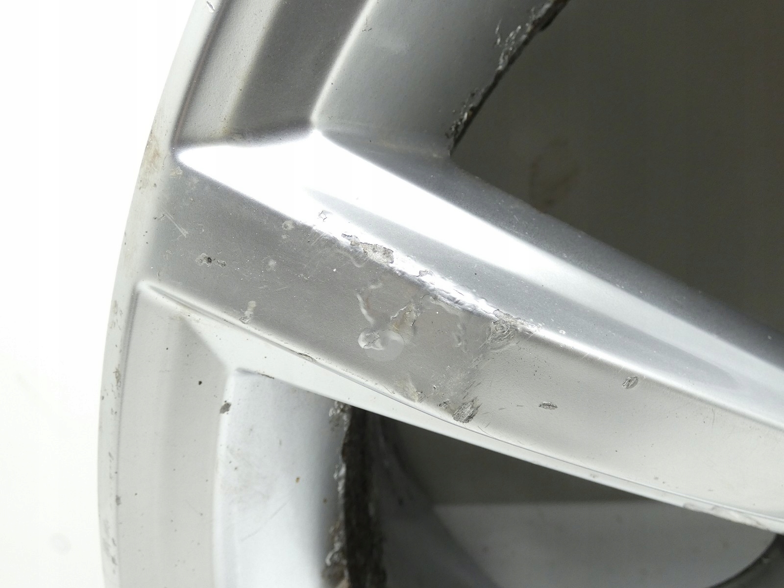 disk kolo disk R17 VW PASSAT B8 5X112 7.0J ET 40 3G0601025D