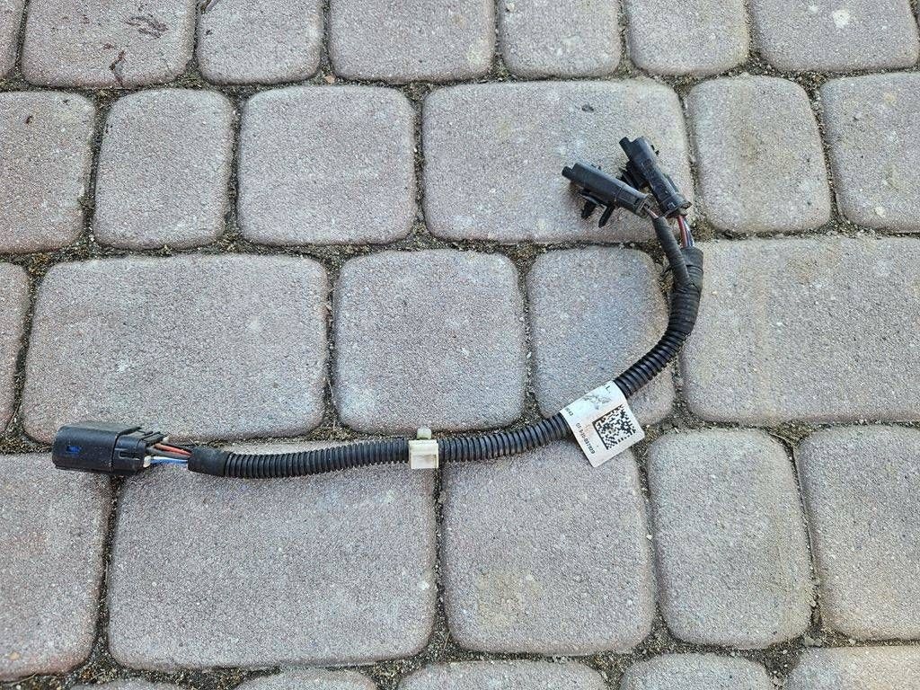 cablaggio cablaggio serbatoio adblue PROACE VIVARO C SCUDO JUMPY E 9818273180