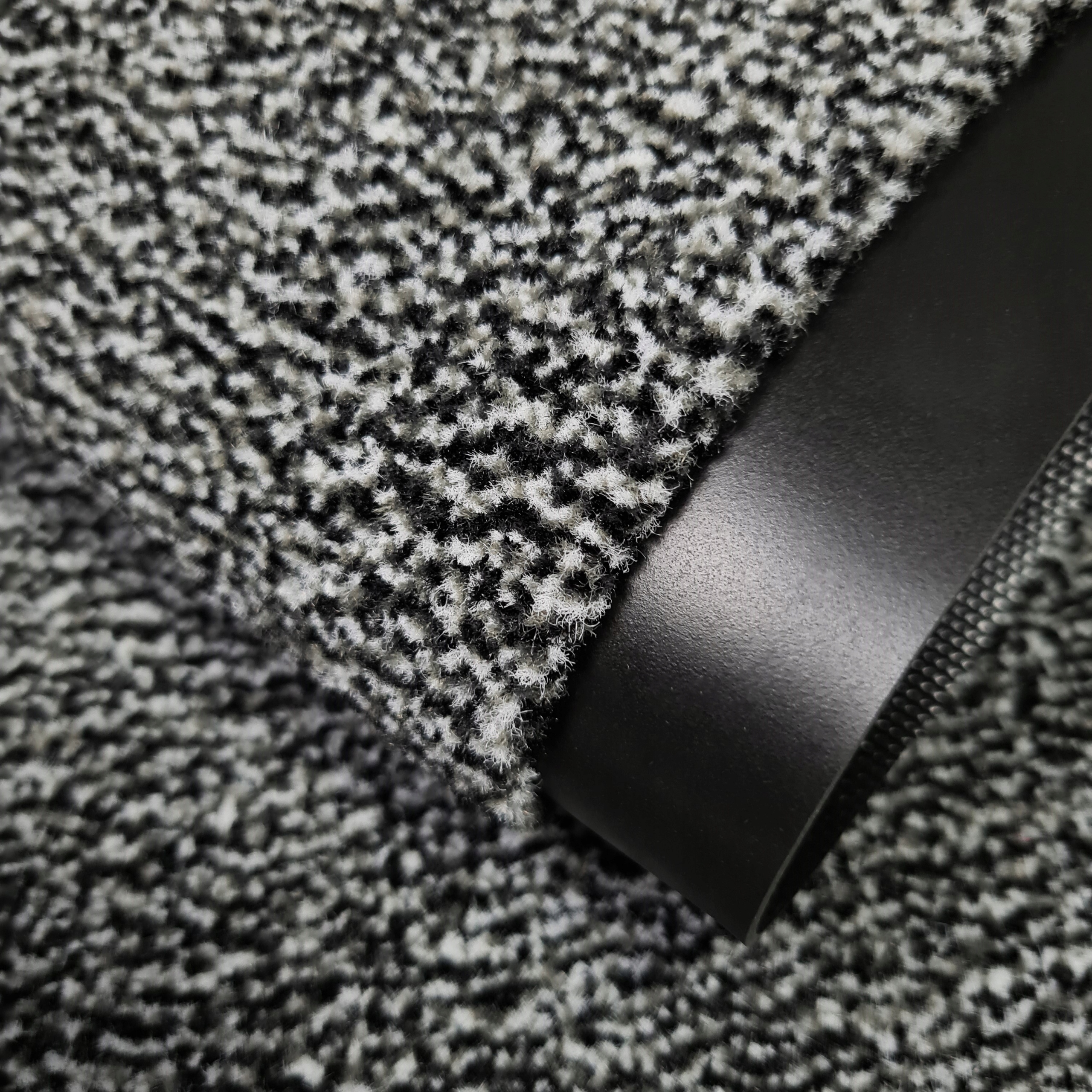 WYCIERACZKA WEJŚCIOWA POD DRZWI DO BUTÓW MATA GUMOWA ZEWNĘTRZNA DUŻA 80x120 Marka Oxide