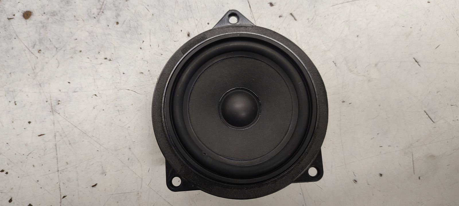 speaker speakers amplifier BMW E91 320d