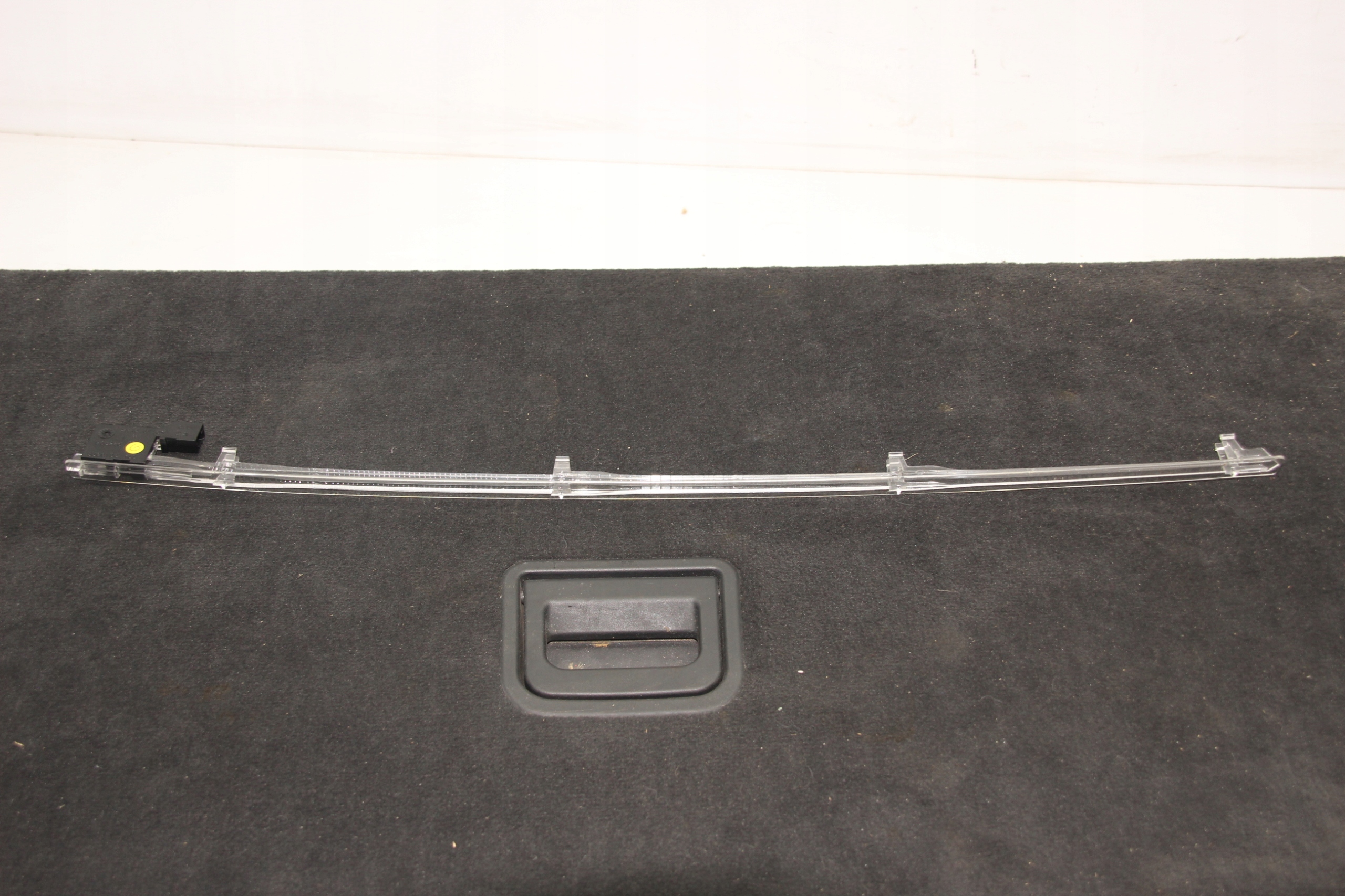 LAMPKA OSWIETLENIE DESKI CITROEN C5 III X7 968285