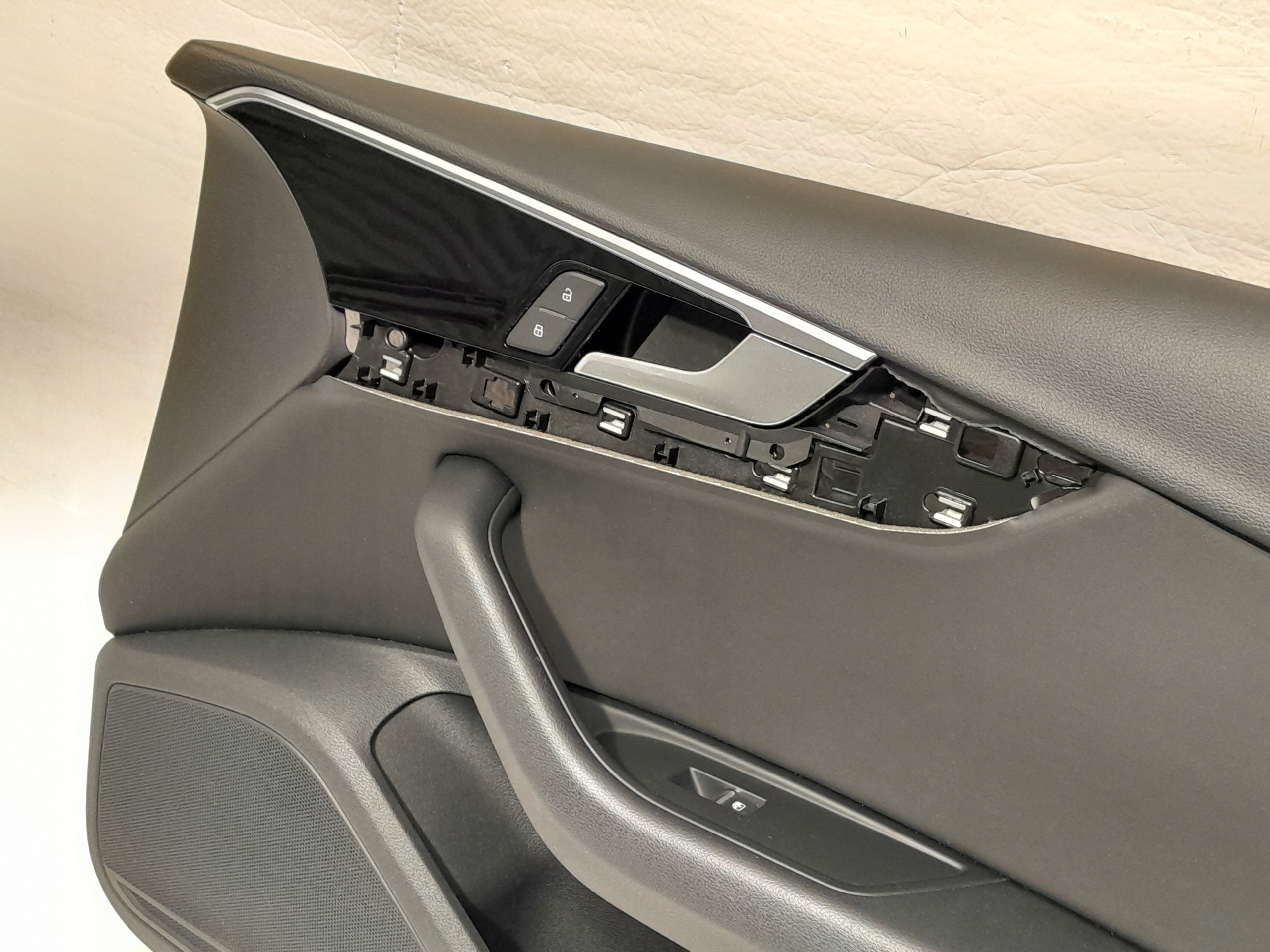 AUDI A4 B9 LIFT sedan side upholstery door right front USA