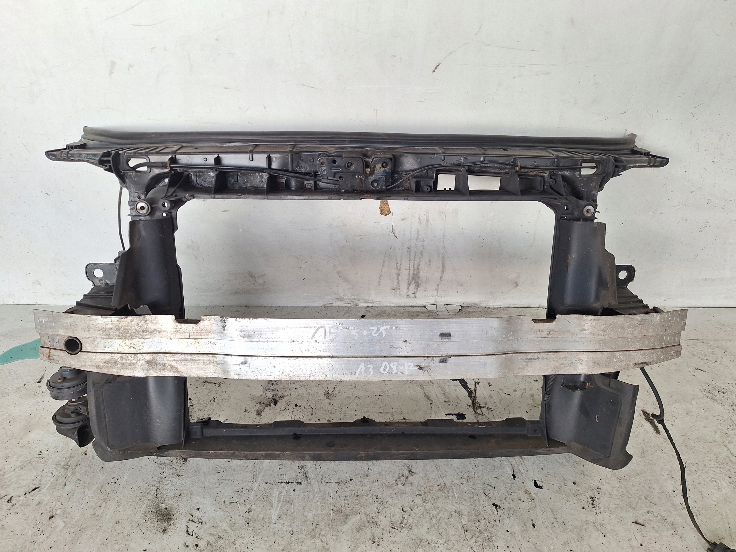 AUDI A3 8P0 LIFT 08-12 support panel for radiators 1.6 / 2.0 TDI
