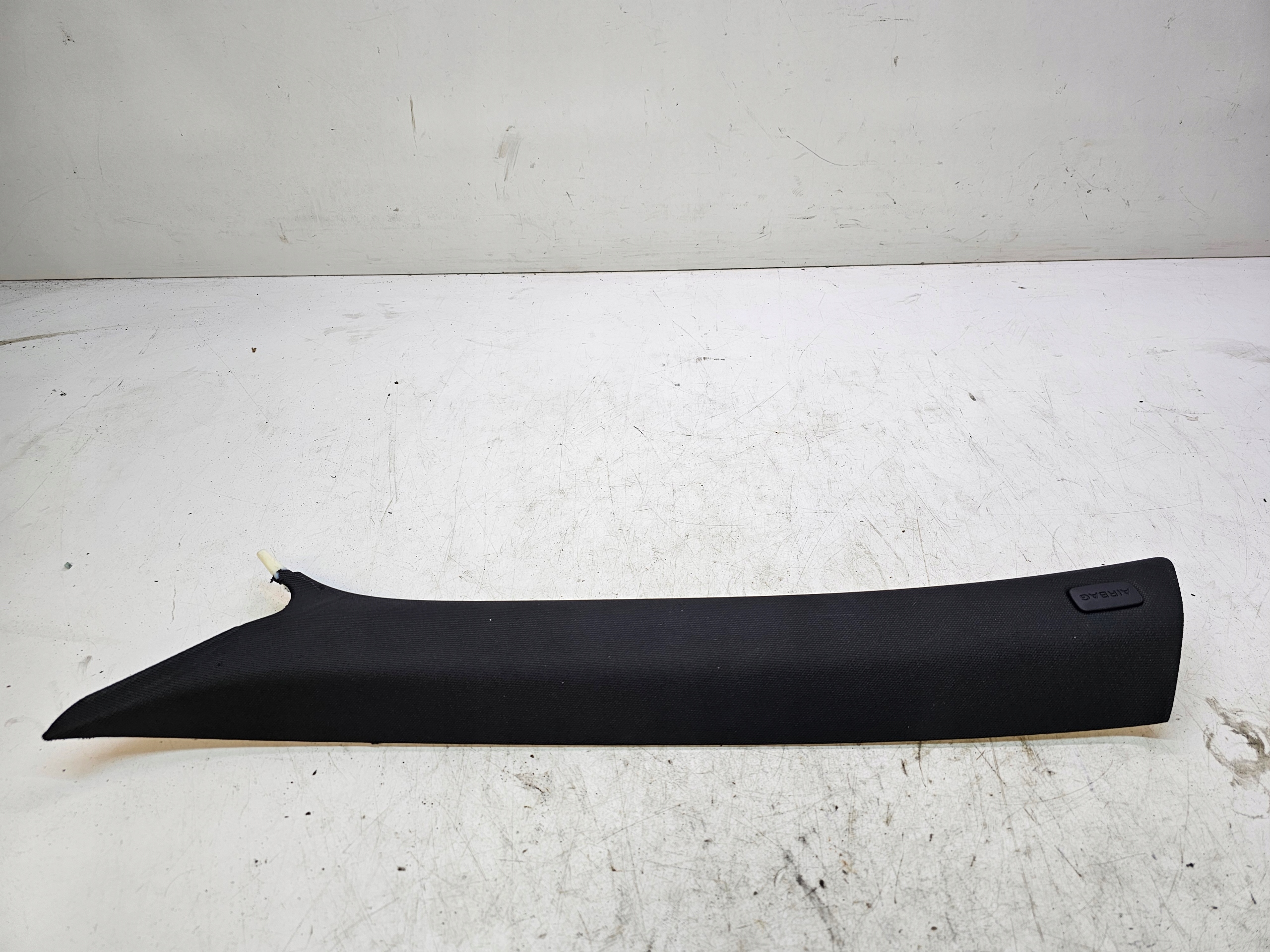 cover SLUPKA A left AUDI A6 C7 4G0867233C 1YJ
