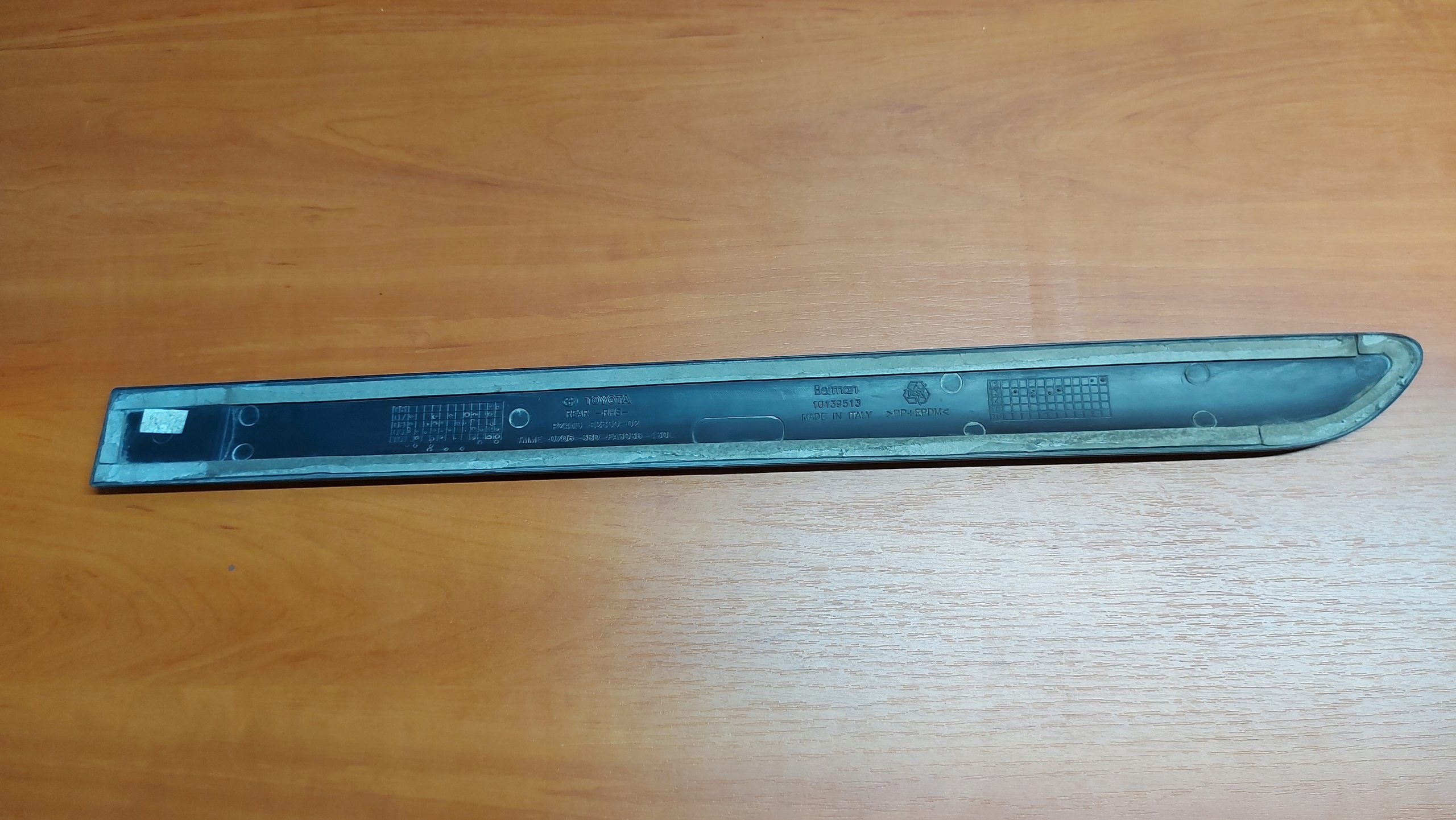moulding door right front TOYOTA AURIS II COROLLA E15