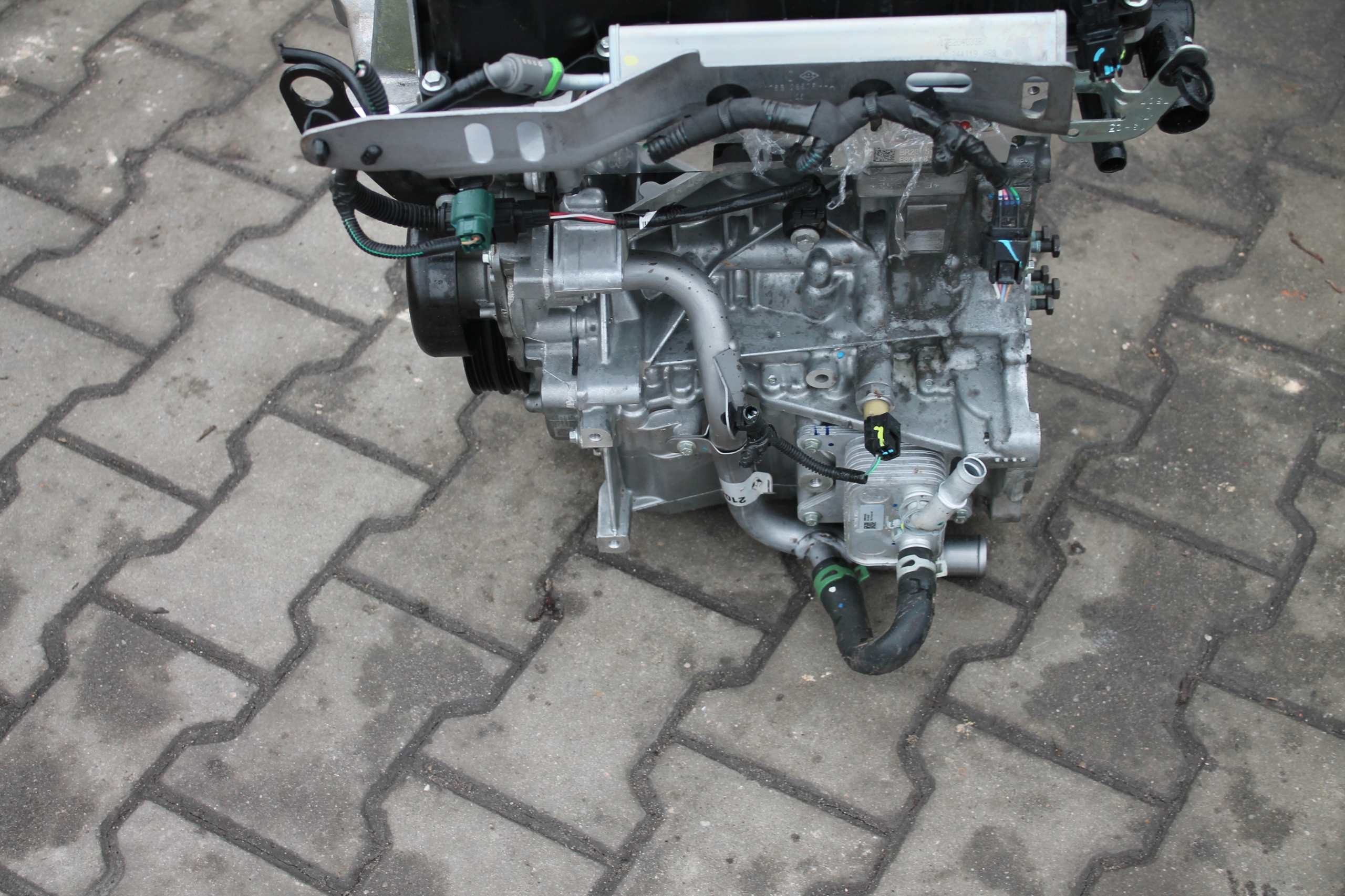 engine complete DACIA 1,0 B4DH419