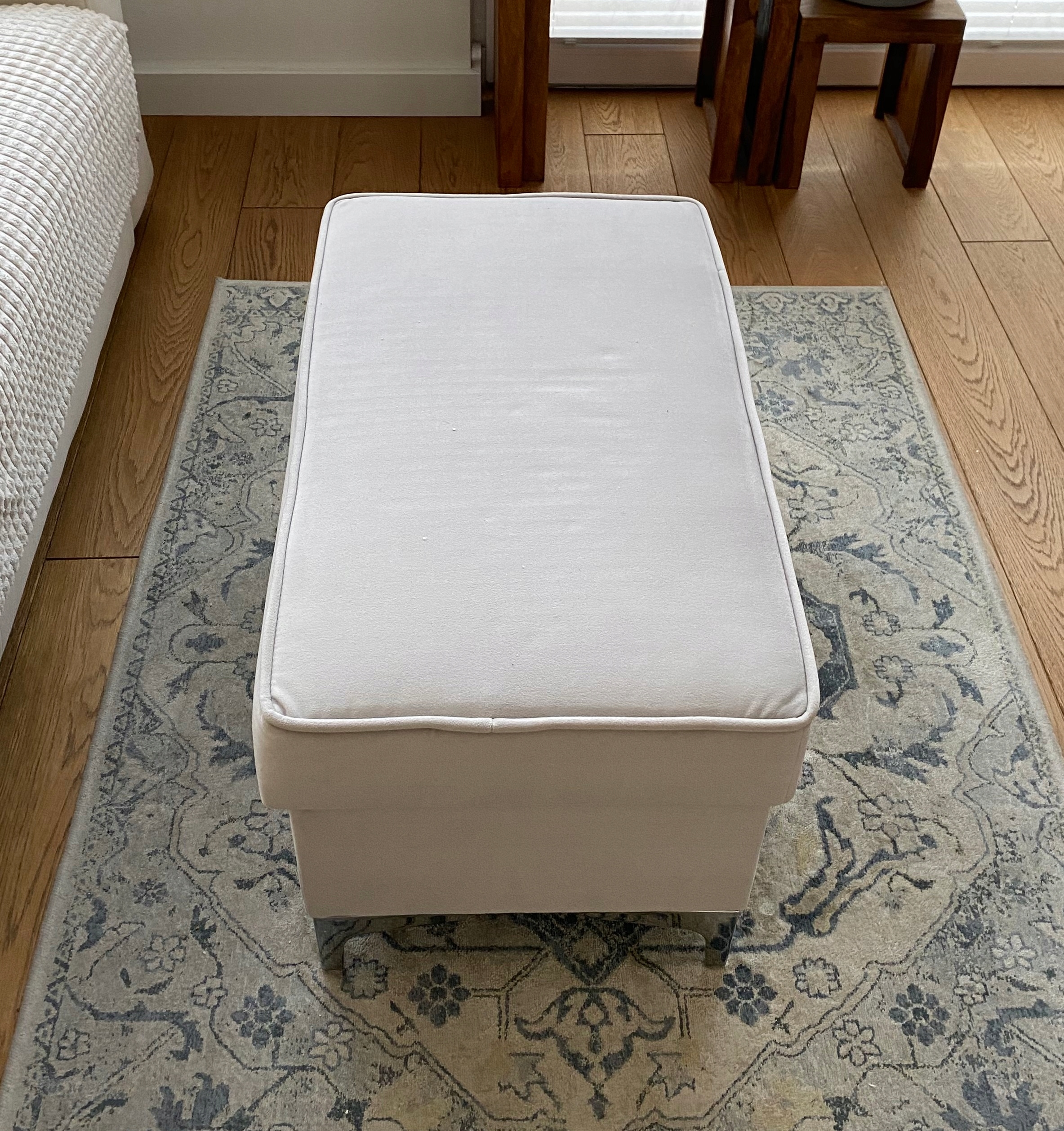 EKSKLUZYWNA PUFA otwierana / schowek - WĘŻYK XL Kod producenta W100x40x40