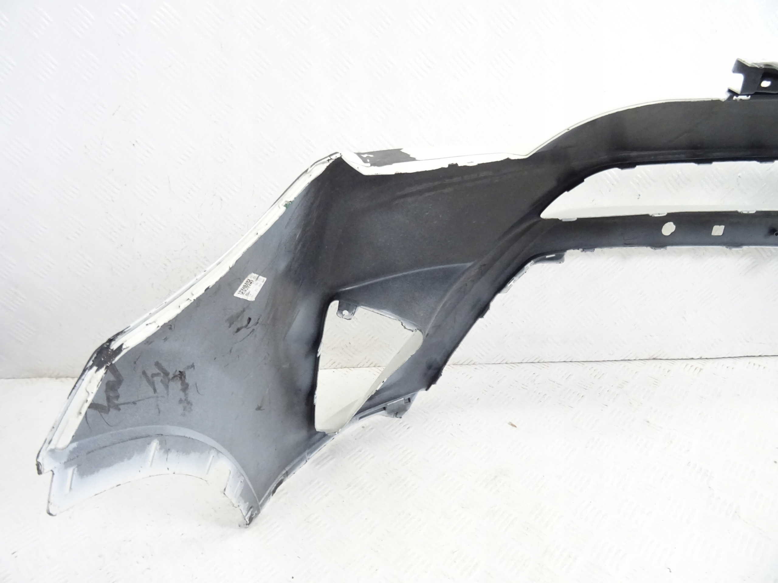 Toyota RAV4 IV LIFT nárazník předek přední