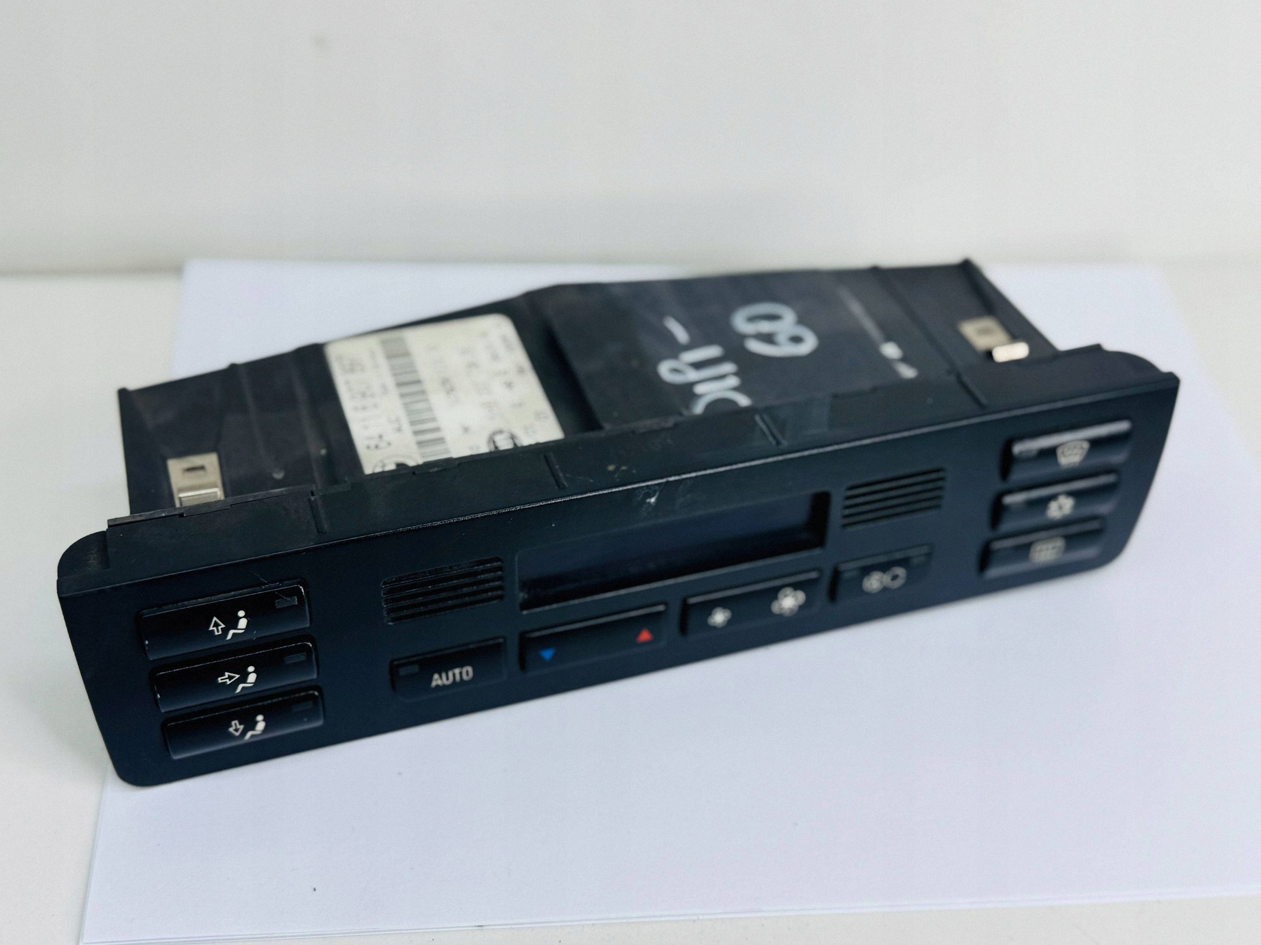 Panel air conditioning devices BMW E46 64116907897 5HB00773816