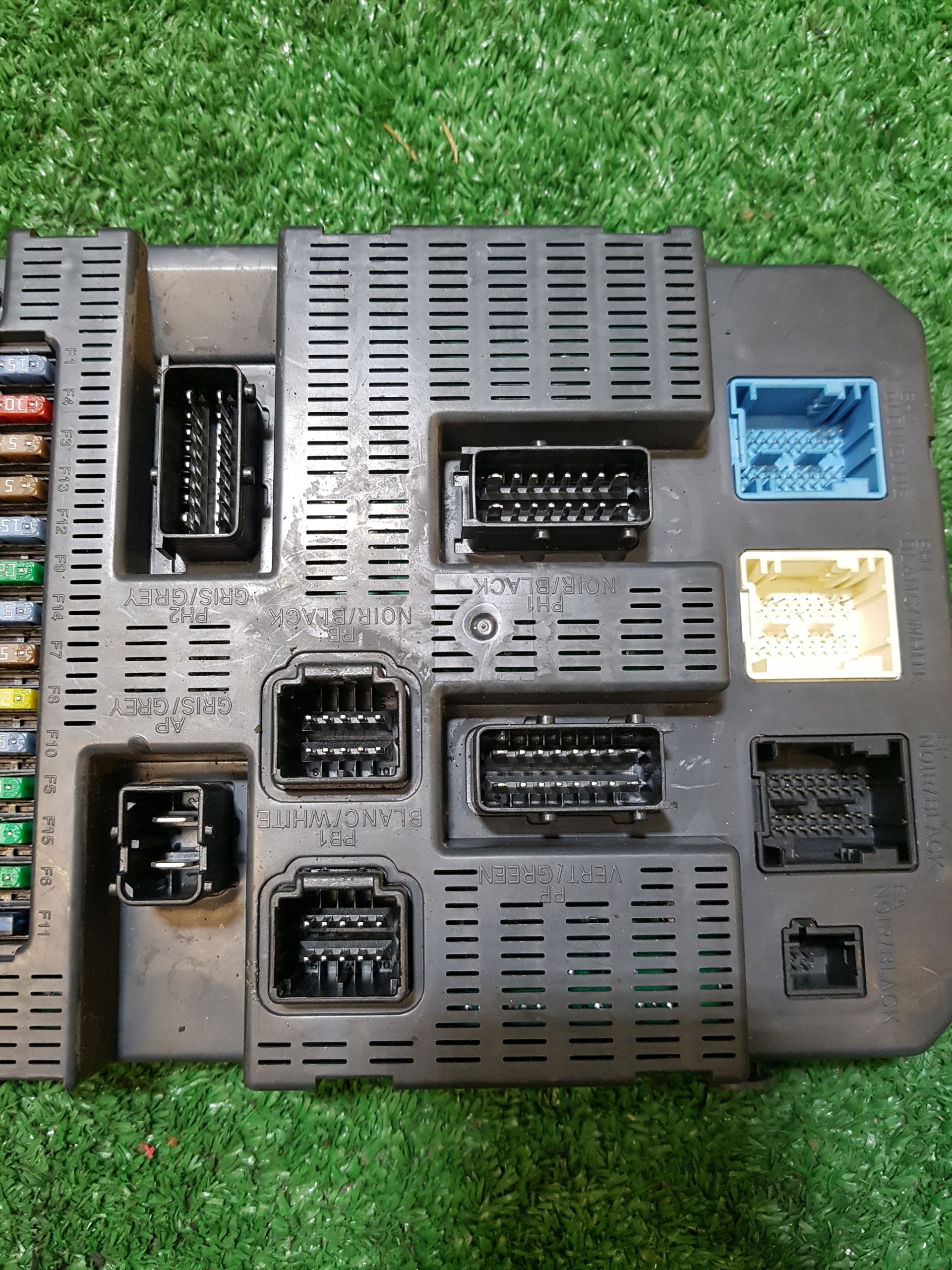 compartment module BSI CITROEN C4 9663798480