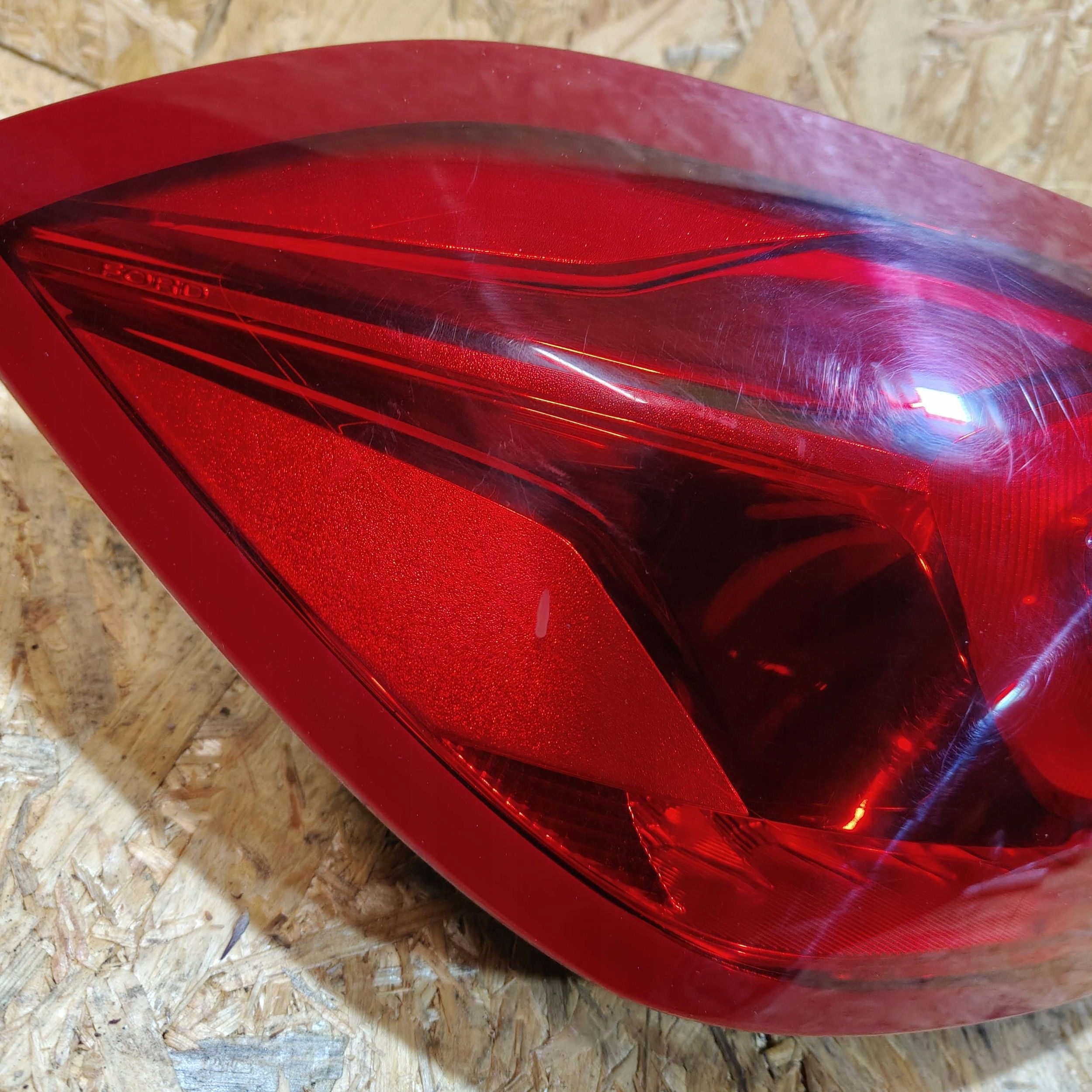 Ford Fiesta 2017 rear part side left light rear