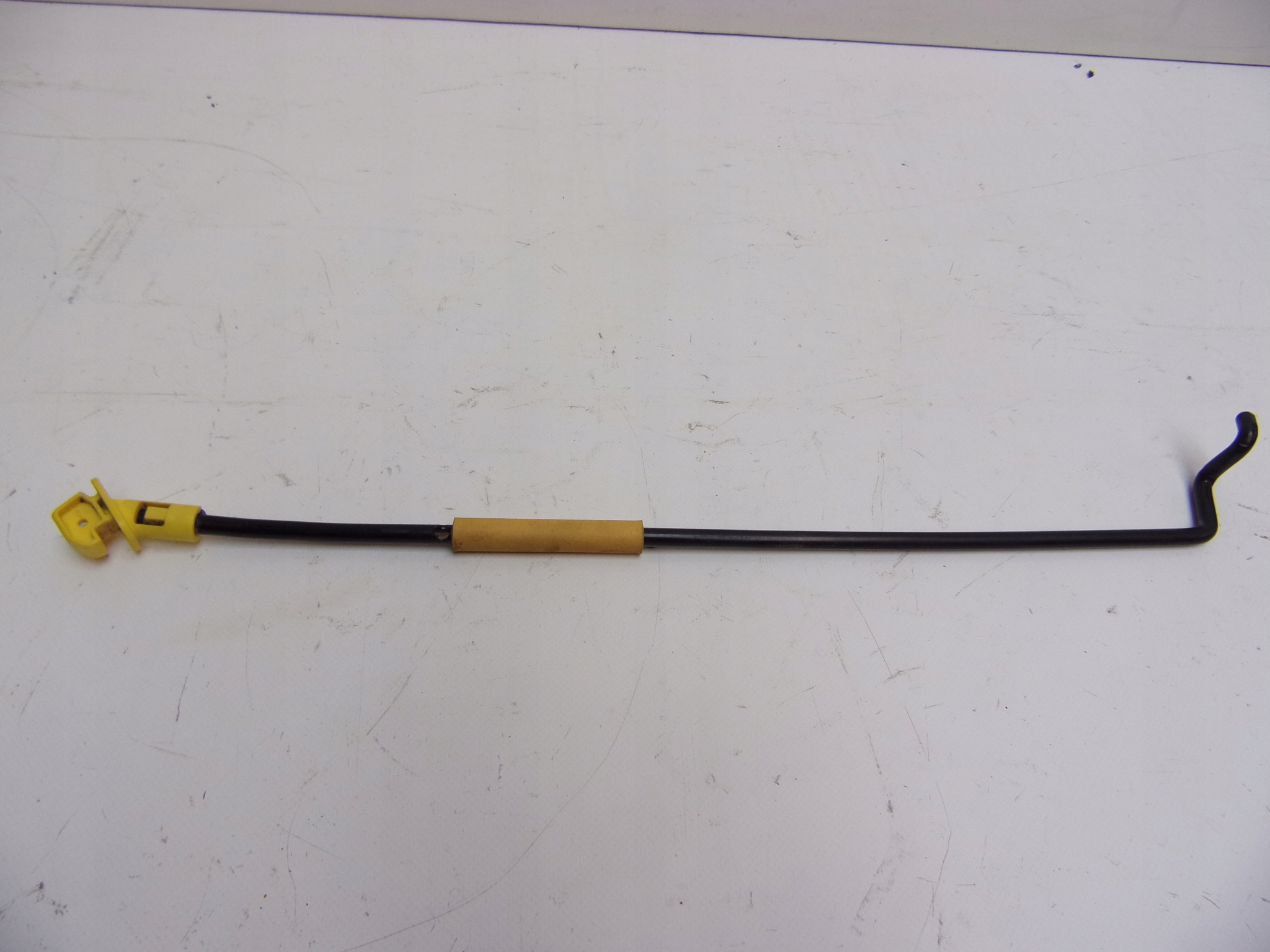 CHRYSLER PACIFICA 16-ОПОРА КАПОТА